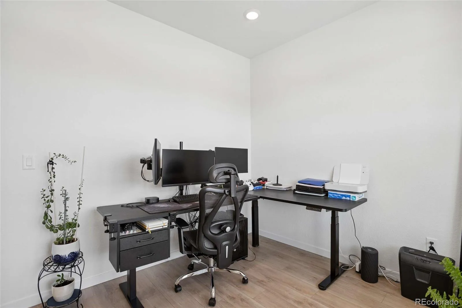 04092026224639 1600 17