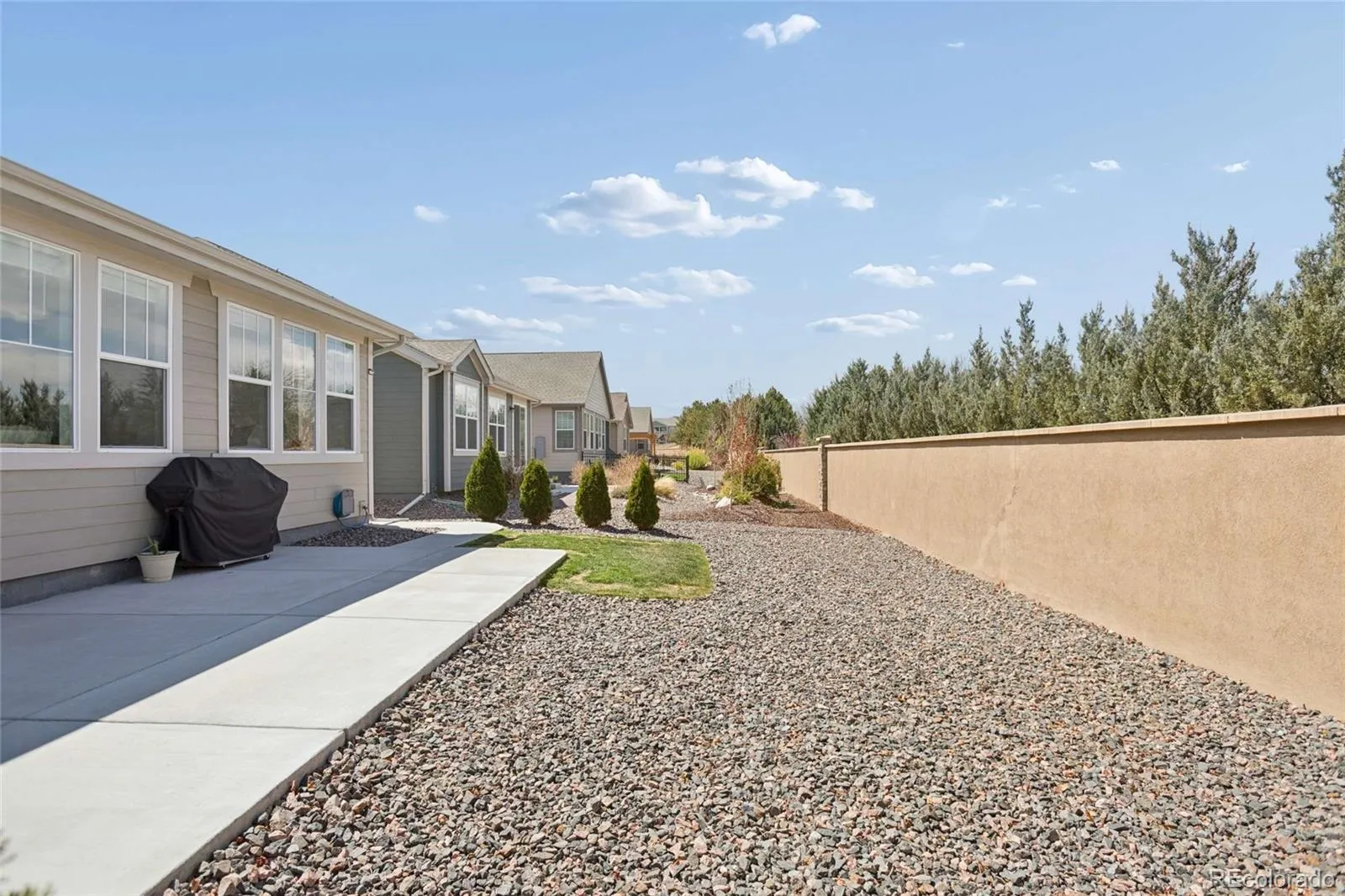 04092026224639 1600 35