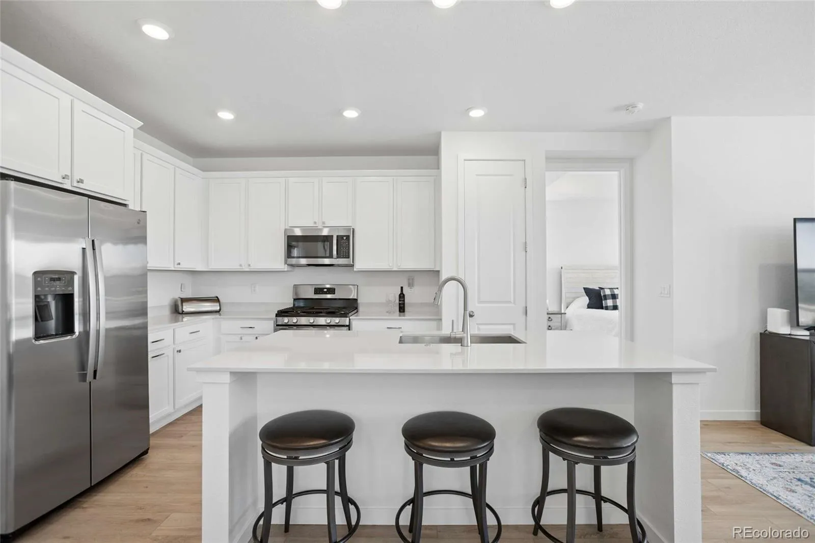 04092026224639 1600 5