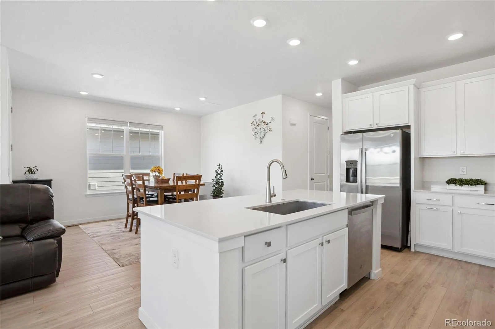 04092026224639 1600 8