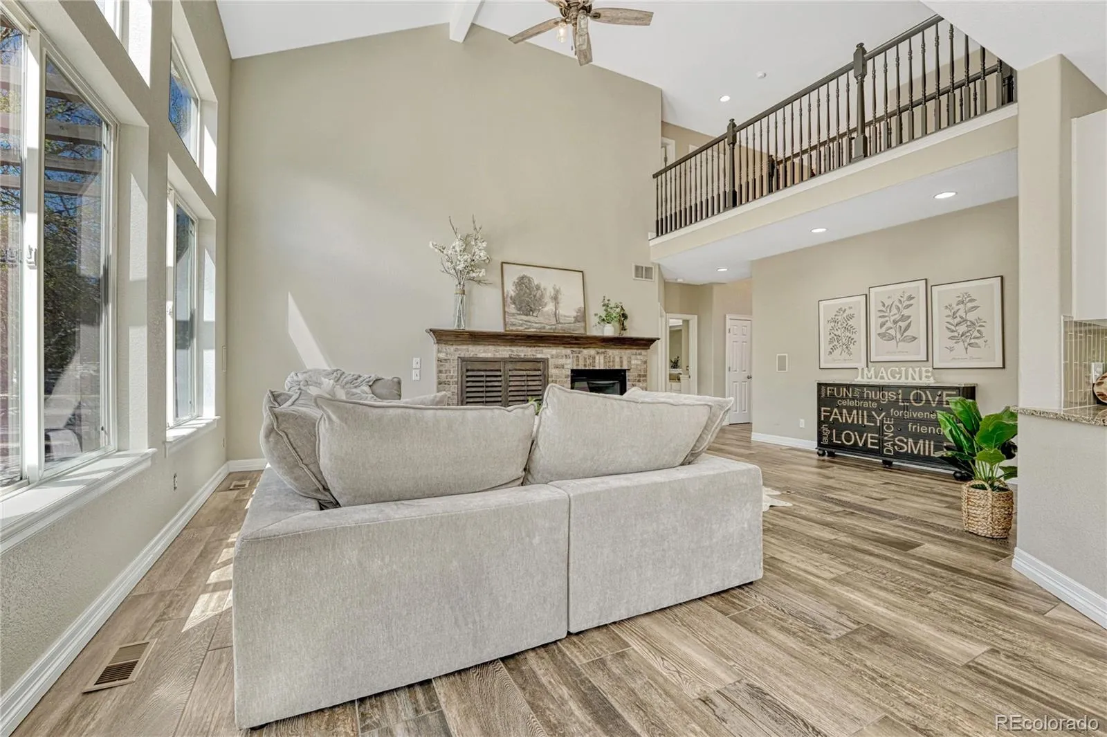20214 E Euclid Place Aurora CO 80016 MLS #REC9739532 05232026165248 1600 19