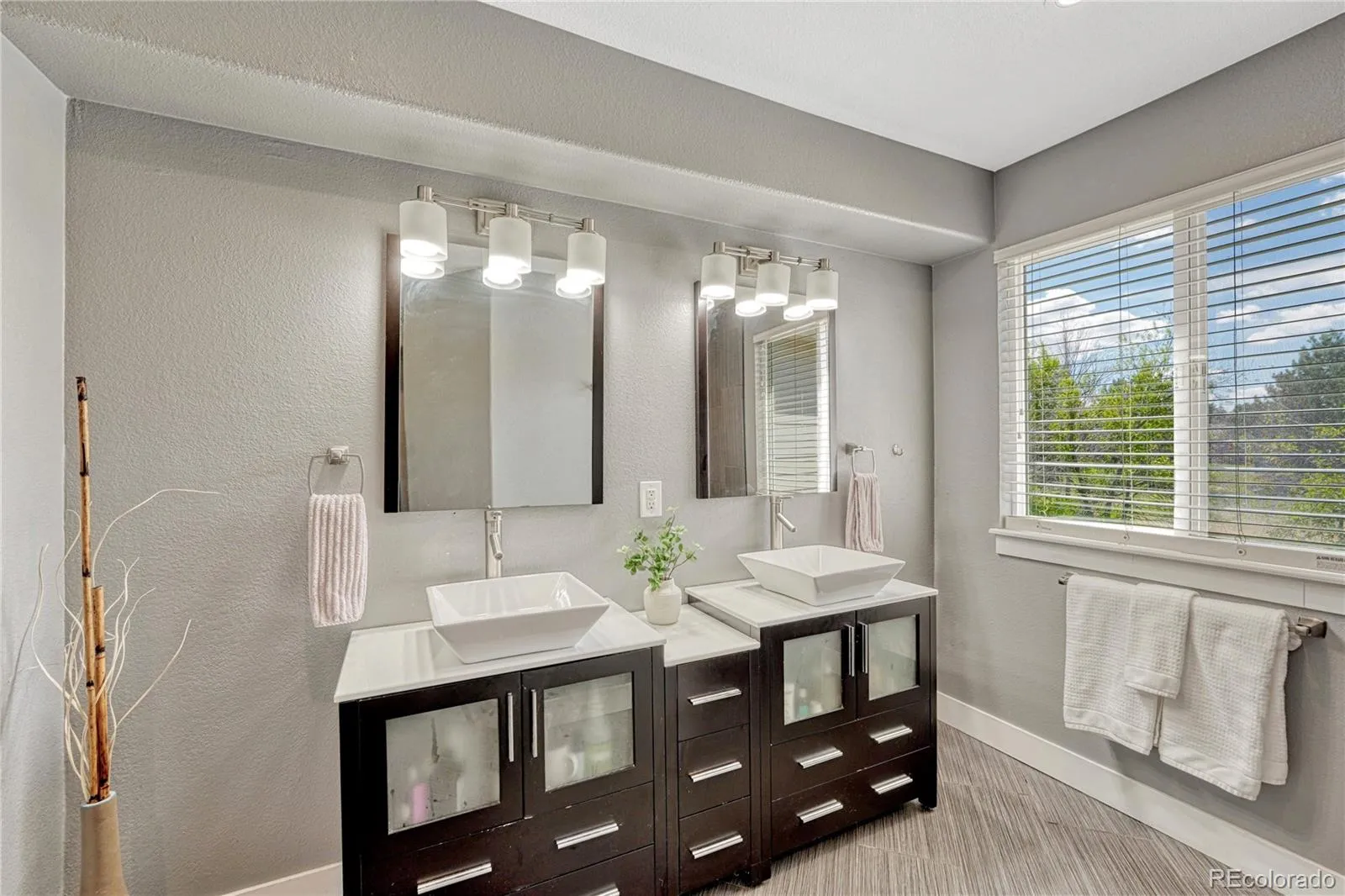 20214 E Euclid Place Aurora CO 80016 MLS #REC9739532 05232026165248 1600 37