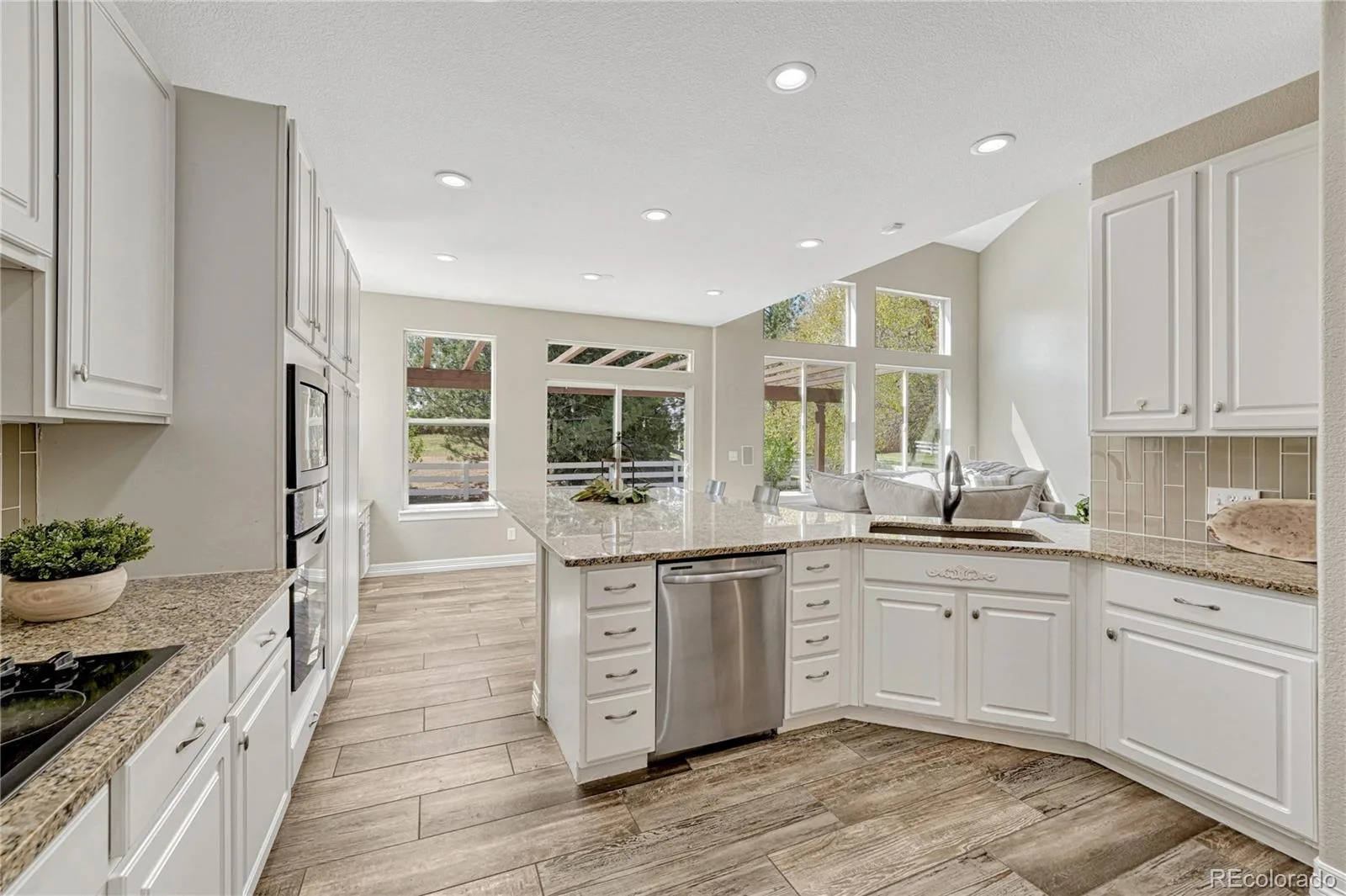 20214 E Euclid Place Aurora CO 80016 MLS #REC9739532 06112026173406 1600 17