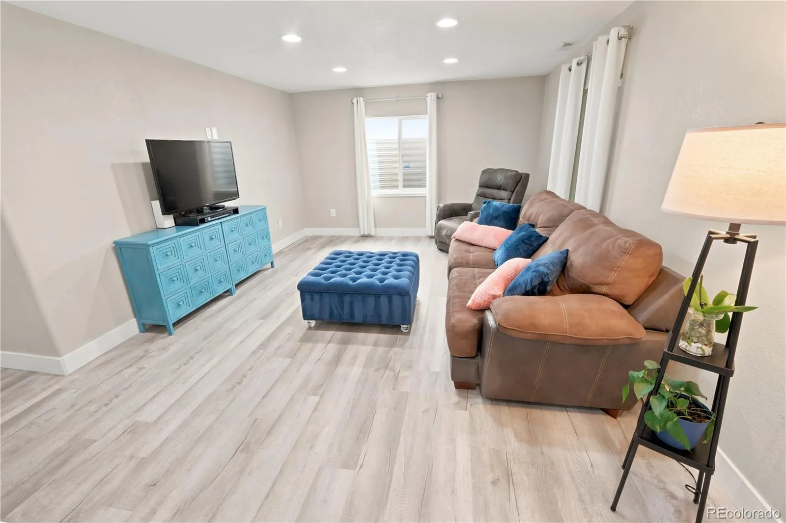 3064 Trailblazer Way Castle Rock CO 80109 MLS #REC9739861 08072026000550 1600 32