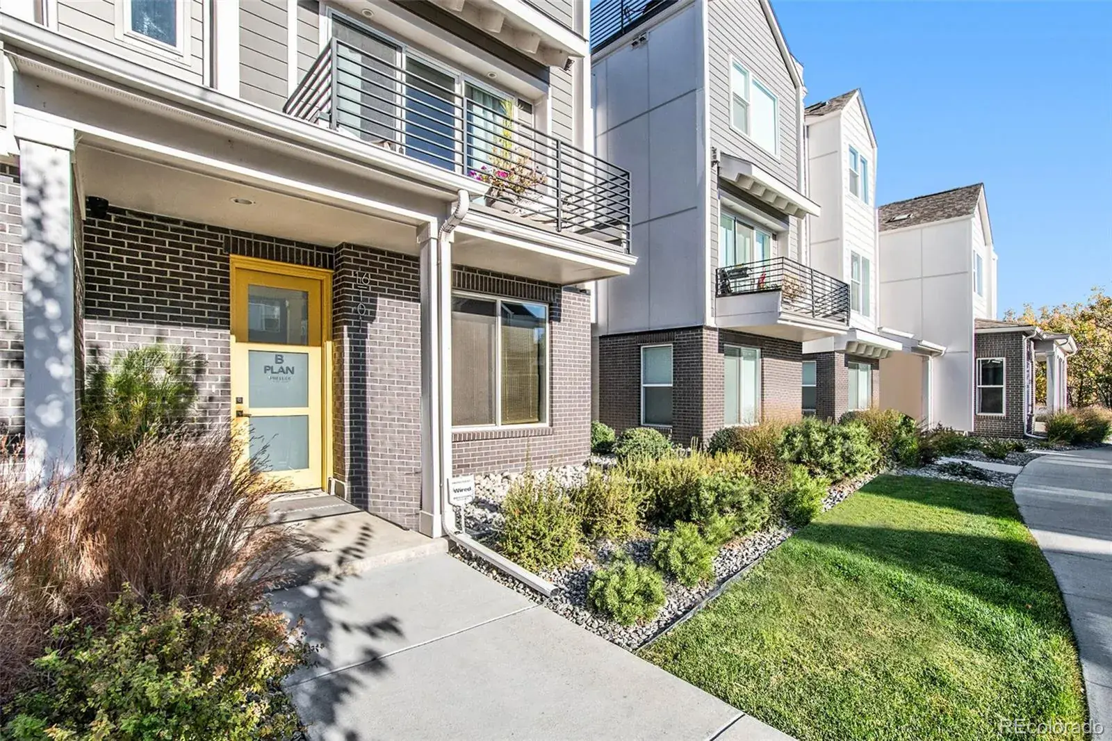 888 S Valentia Street #101 #13 Denver CO 80247 MLS #REC9739865 12092025190811 1600 1