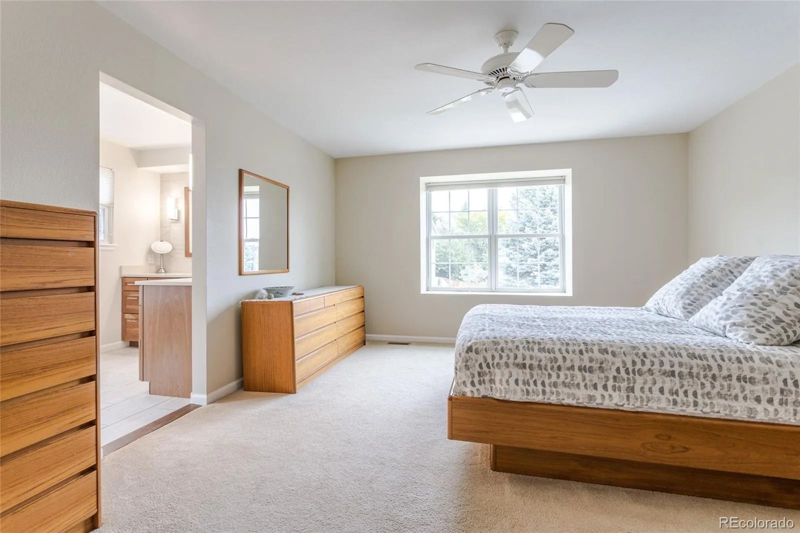 14210 W Evans Circle Lakewood CO 80228 | MLS #REC9740049 09252026025230 1600 14