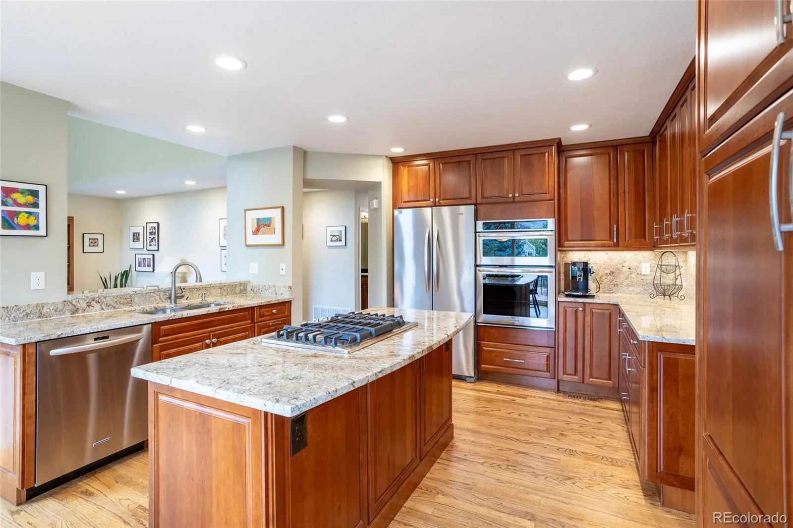 14210 W Evans Circle Lakewood CO 80228 | MLS #REC9740049 09252026025230 1600 7
