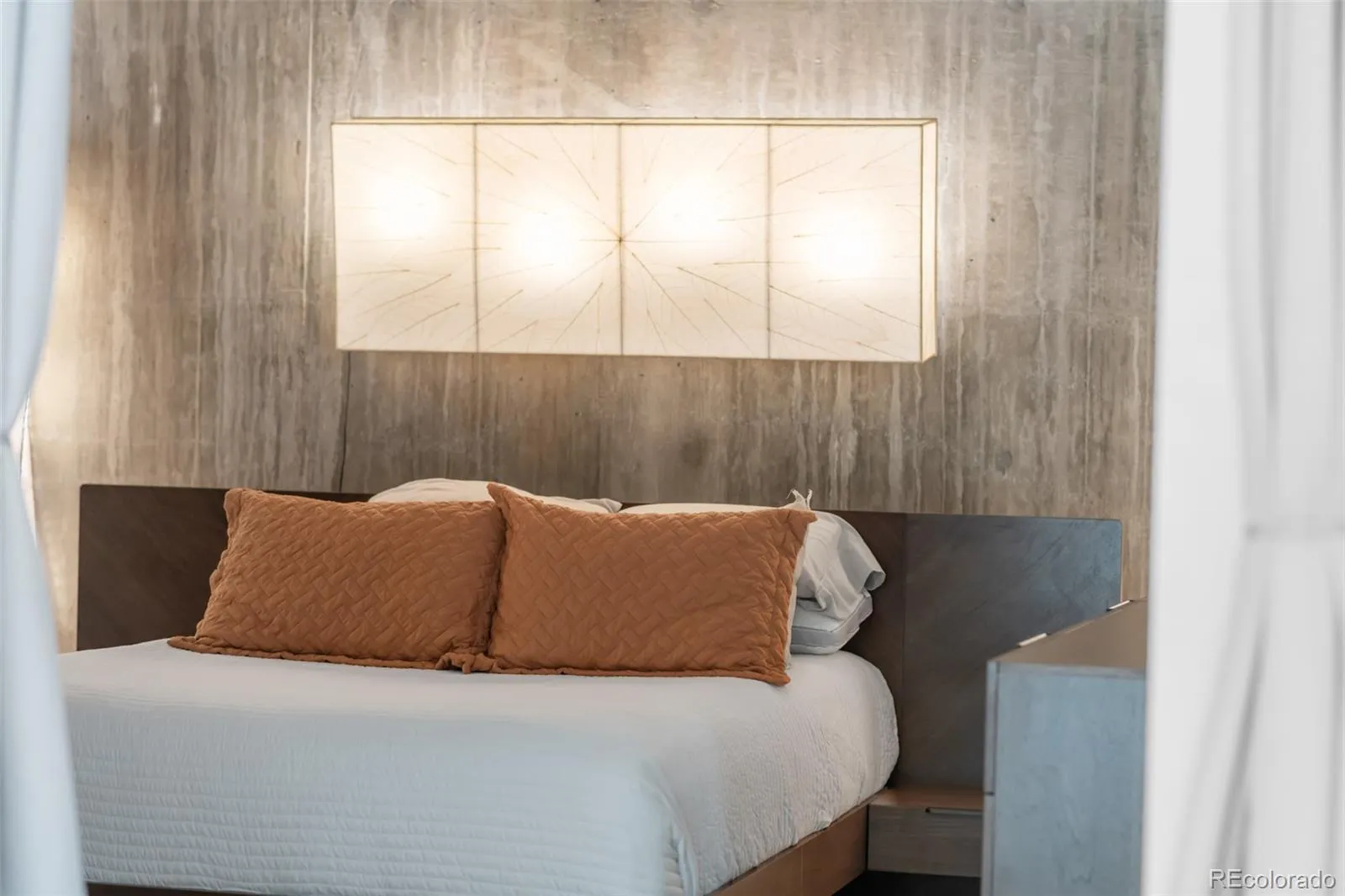 04132026230901 1600 7