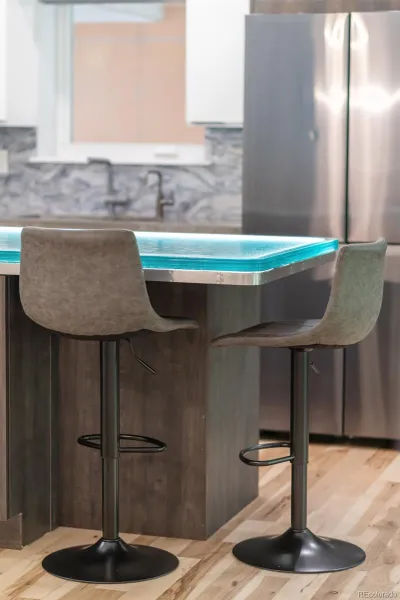 04132026230901 800 18