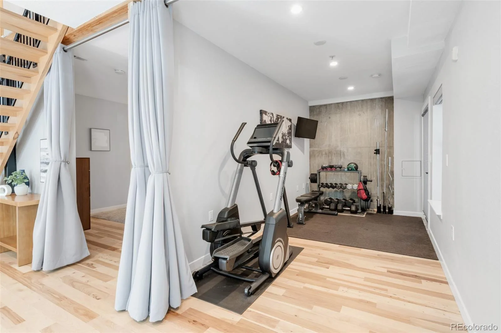 3295 Blake Street #102 Denver CO 80205 MLS #REC9744970 06082026212900 1600 11