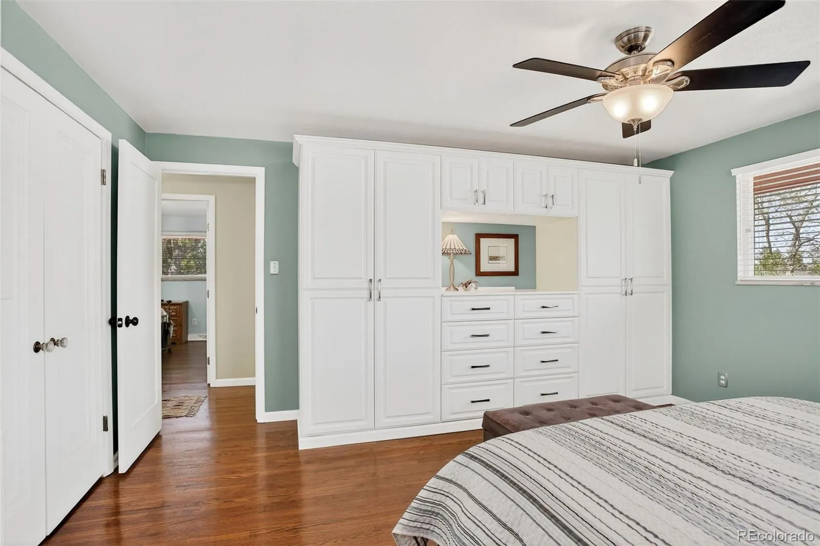 7601 E Oxford Avenue Denver CO 80237 MLS #REC9745132 05202026062153 1600 21