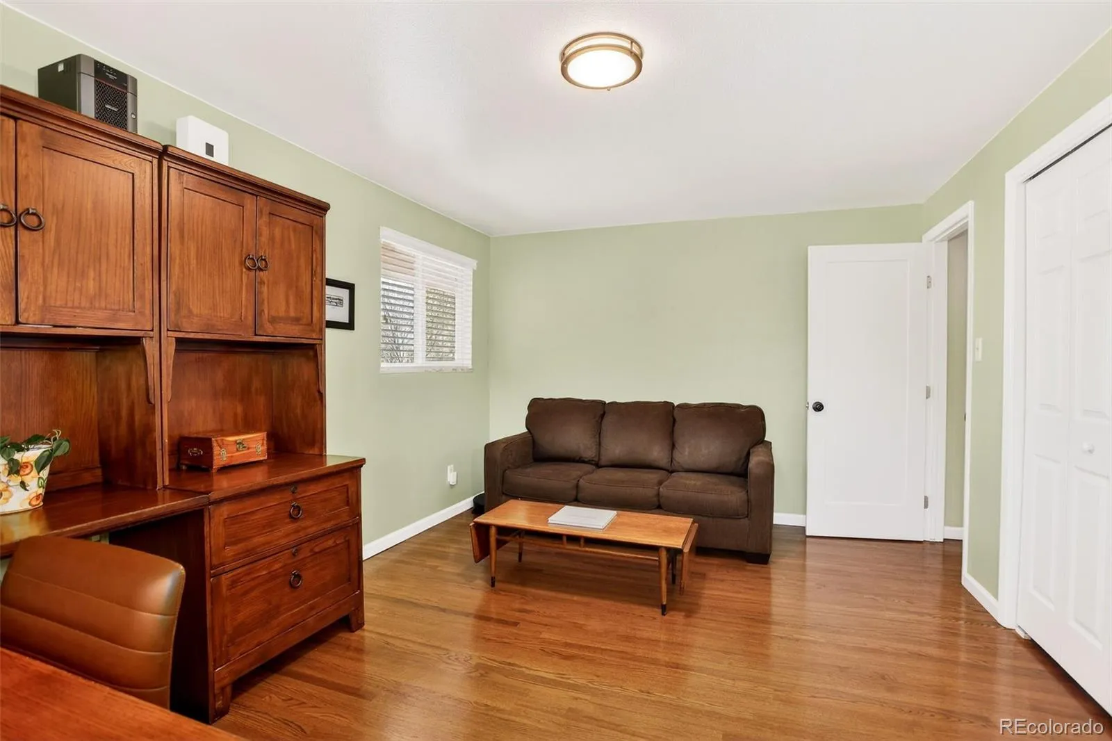 7601 E Oxford Avenue Denver CO 80237 MLS #REC9745132 05202026062153 1600 27