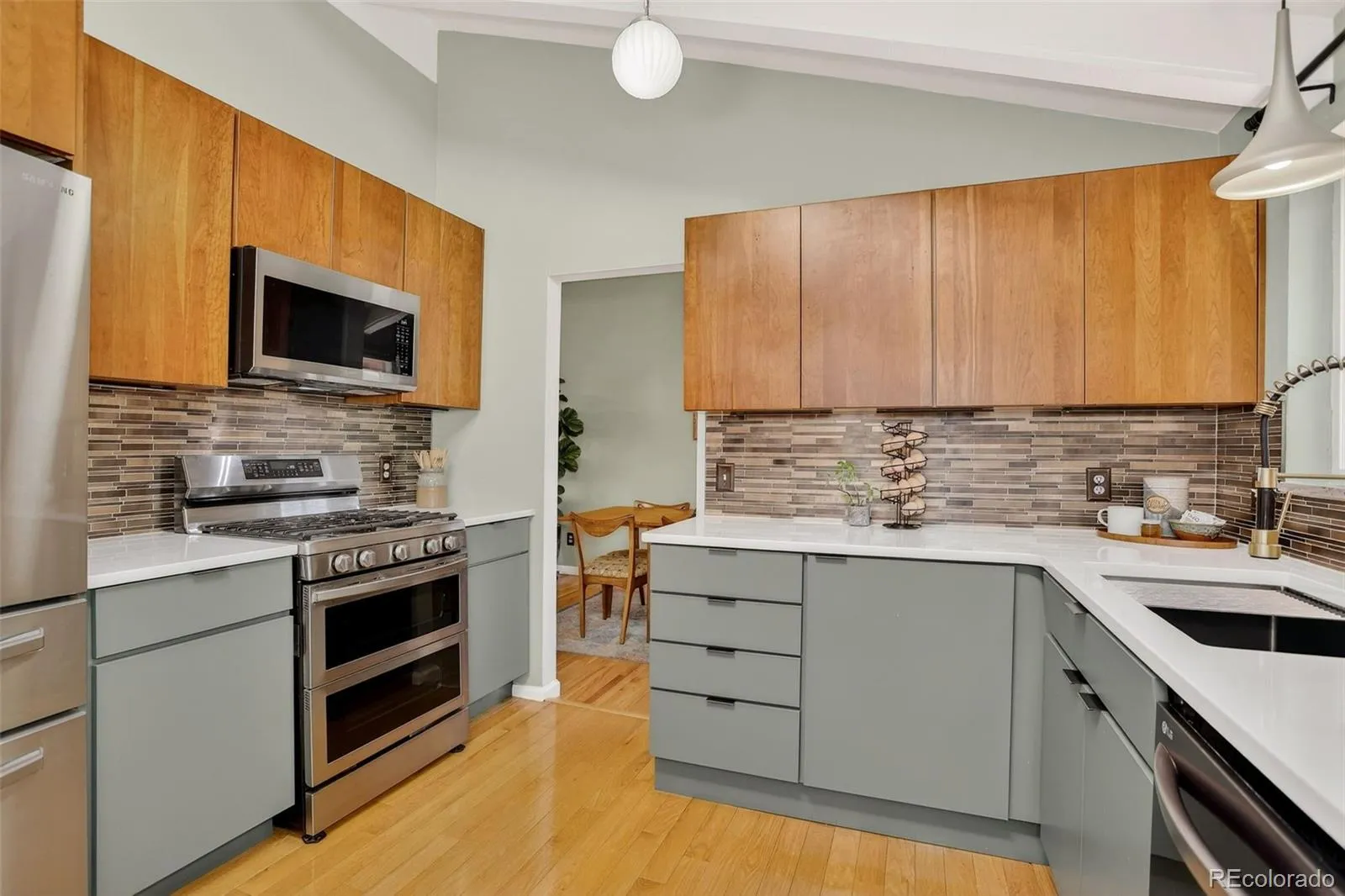 7601 E Oxford Avenue Denver CO 80237 MLS #REC9745132 05202026062153 1600 6