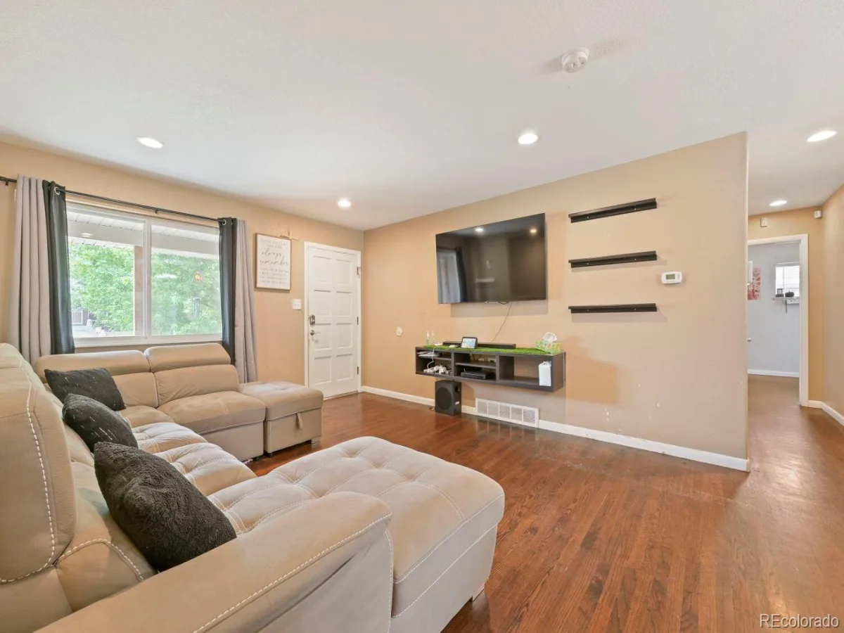 1248 S Eaton Street Lakewood CO 80232 MLS #REC9748785 07082026225829 1200 2
