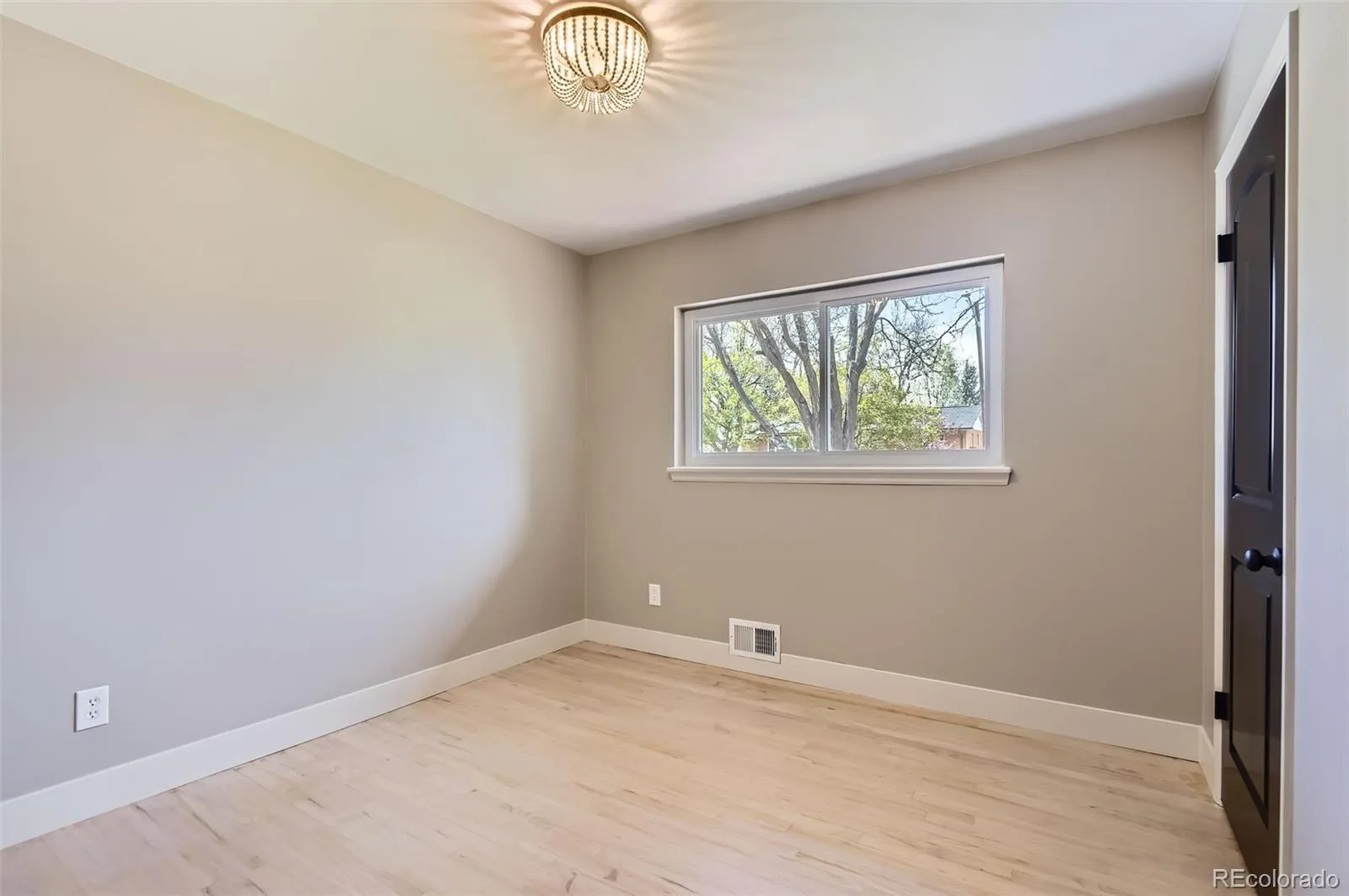 3576 S Holly Street Denver CO 80237 MLS #REC9750414 06052026064509 1600 15
