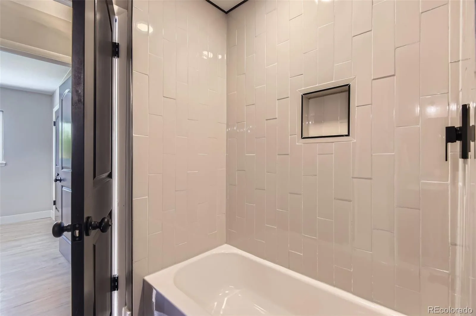 3576 S Holly Street Denver CO 80237 MLS #REC9750414 06052026064509 1600 18