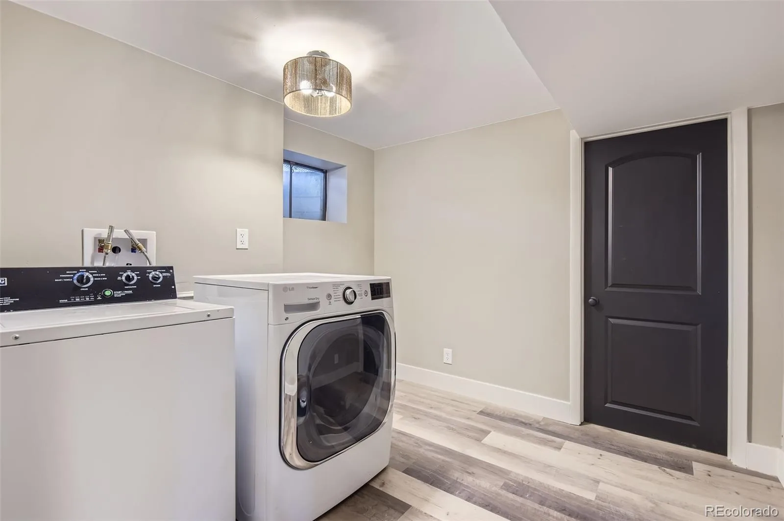 3576 S Holly Street Denver CO 80237 MLS #REC9750414 06052026064509 1600 25