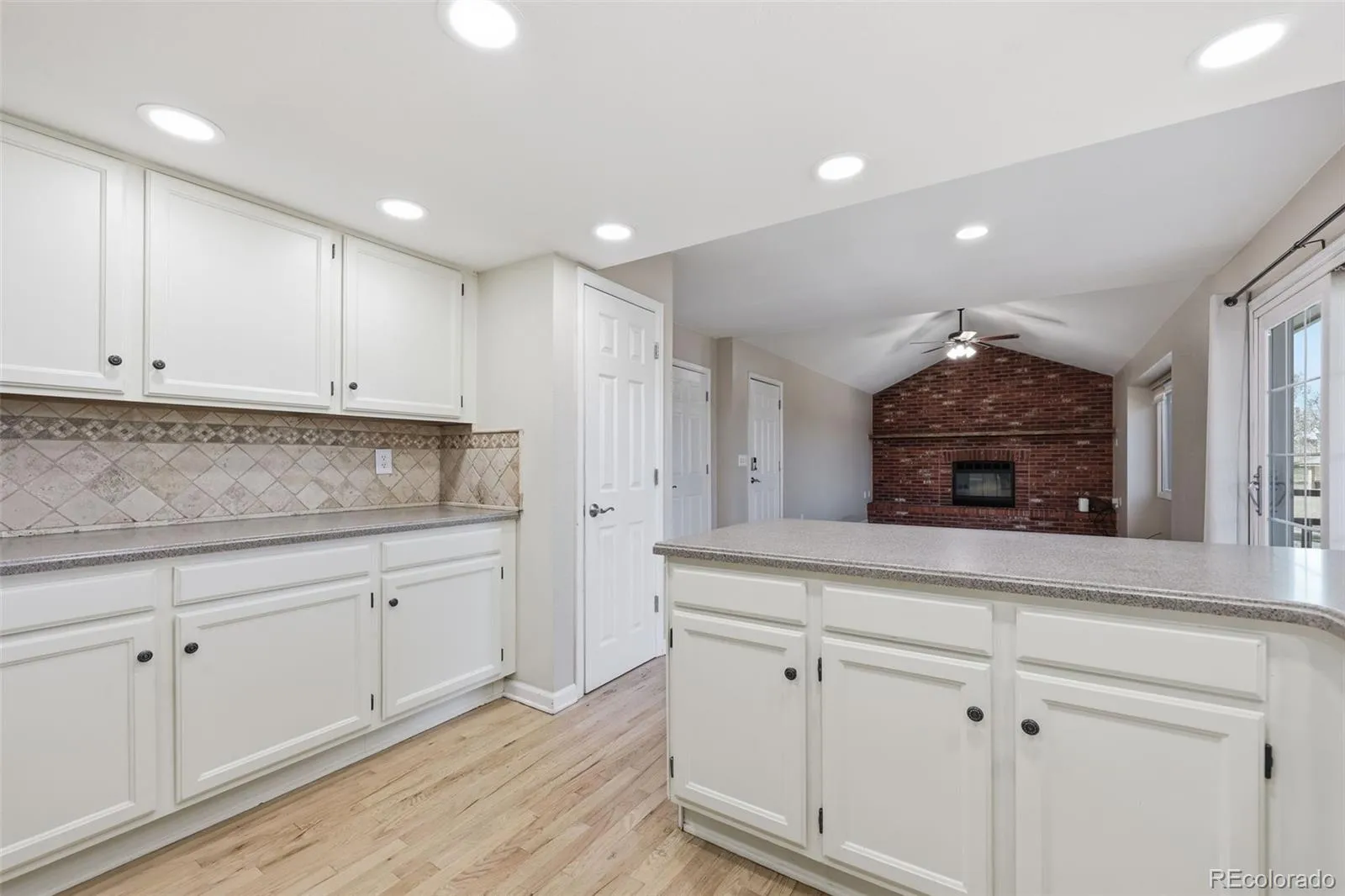 5671 S Killarney Way Centennial CO 80015 MLS #REC9755428 05132026212908 1600 7