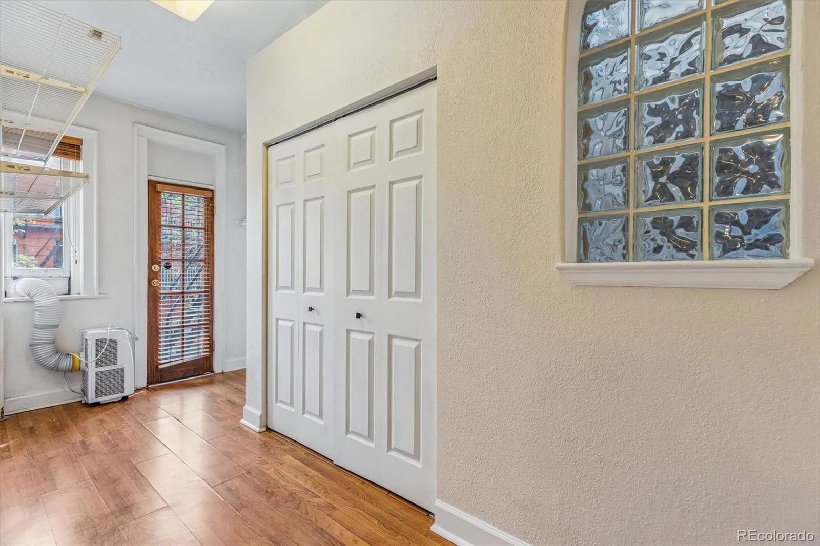 04112026192148 1600 12