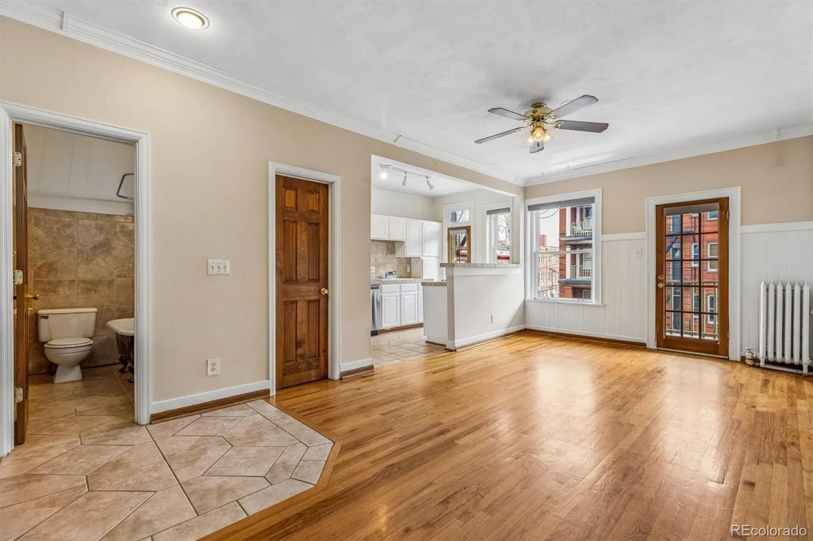 04112026192148 1600 5