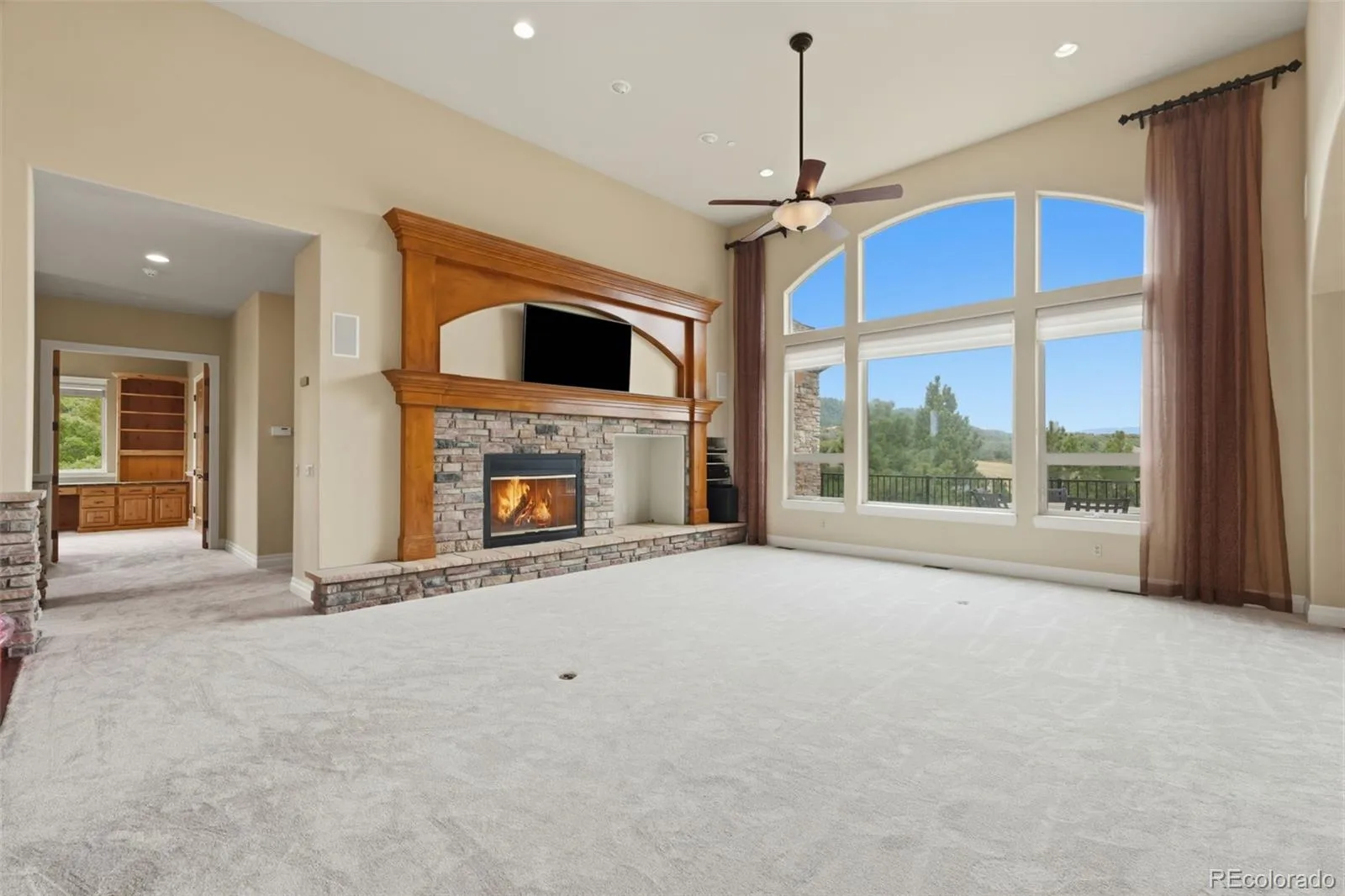 395 Young Circle Castle Rock CO 80104 | MLS #REC9757235 08182026214001 1600 24