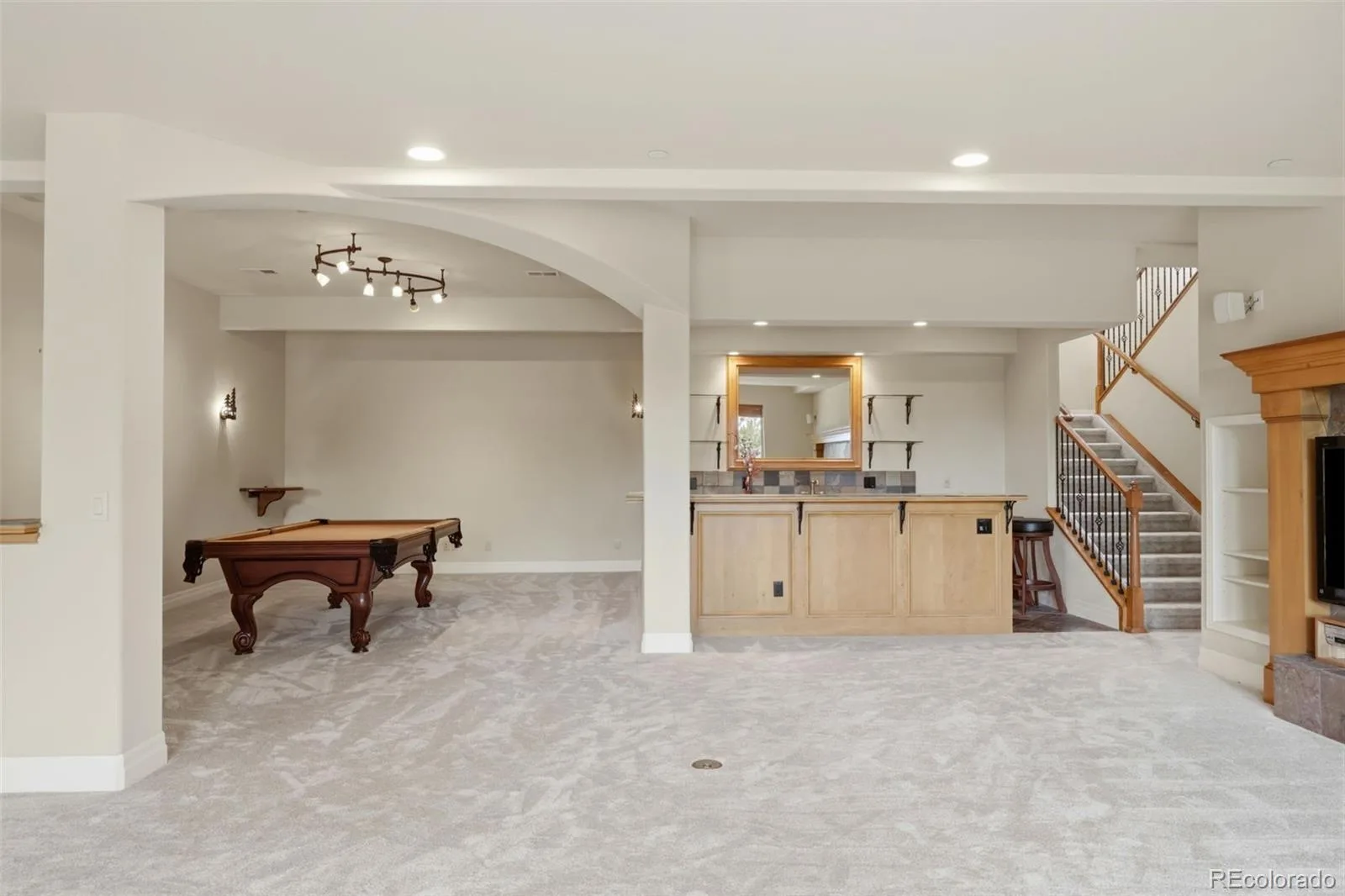 395 Young Circle Castle Rock CO 80104 | MLS #REC9757235 08182026214001 1600 38