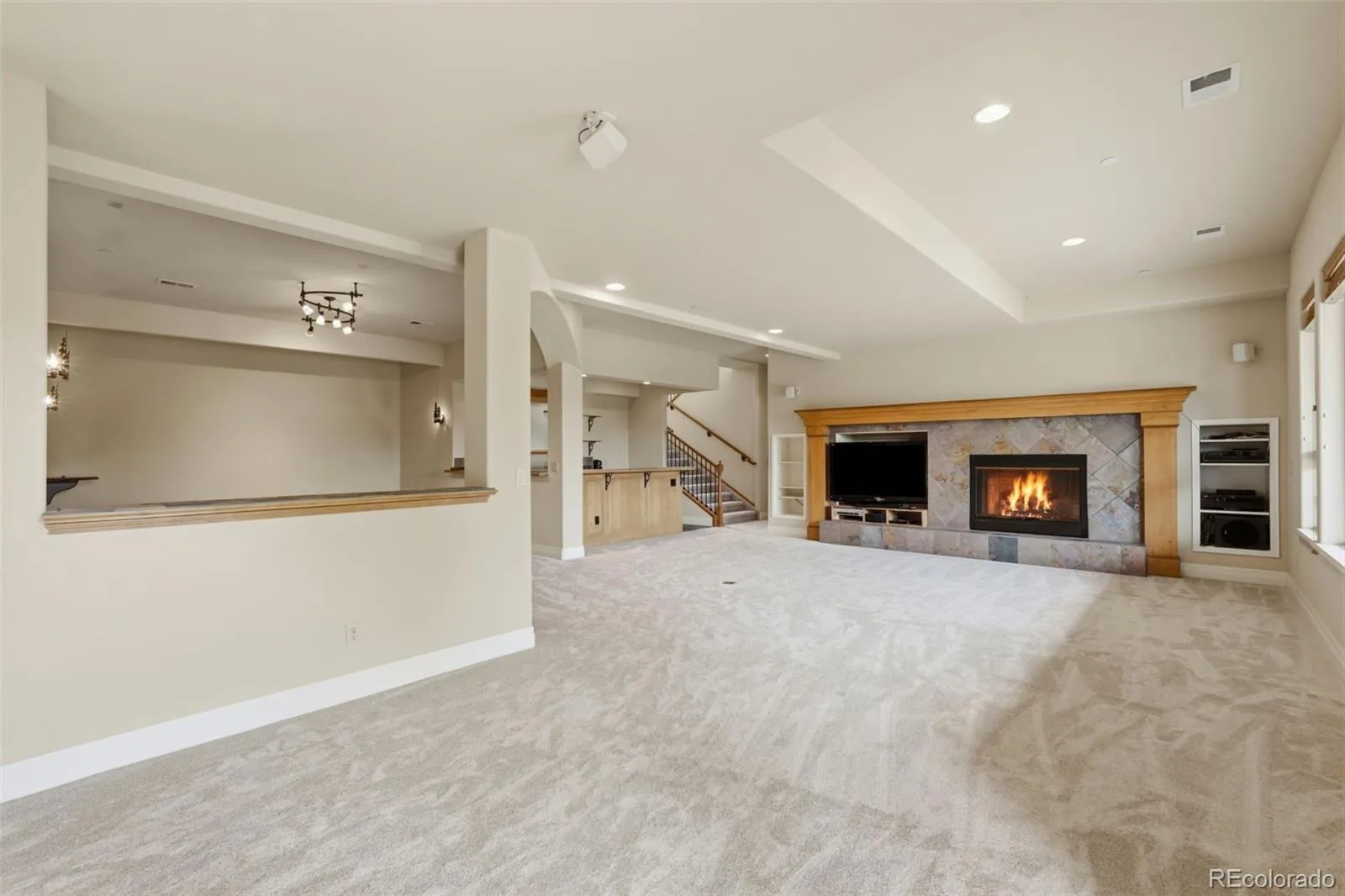 395 Young Circle Castle Rock CO 80104 | MLS #REC9757235 08182026214001 1600 39