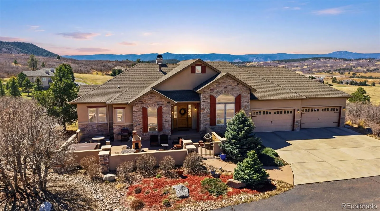 395 Young Circle Castle Rock CO 80104 | MLS #REC9757235 08182026214001 1600 4