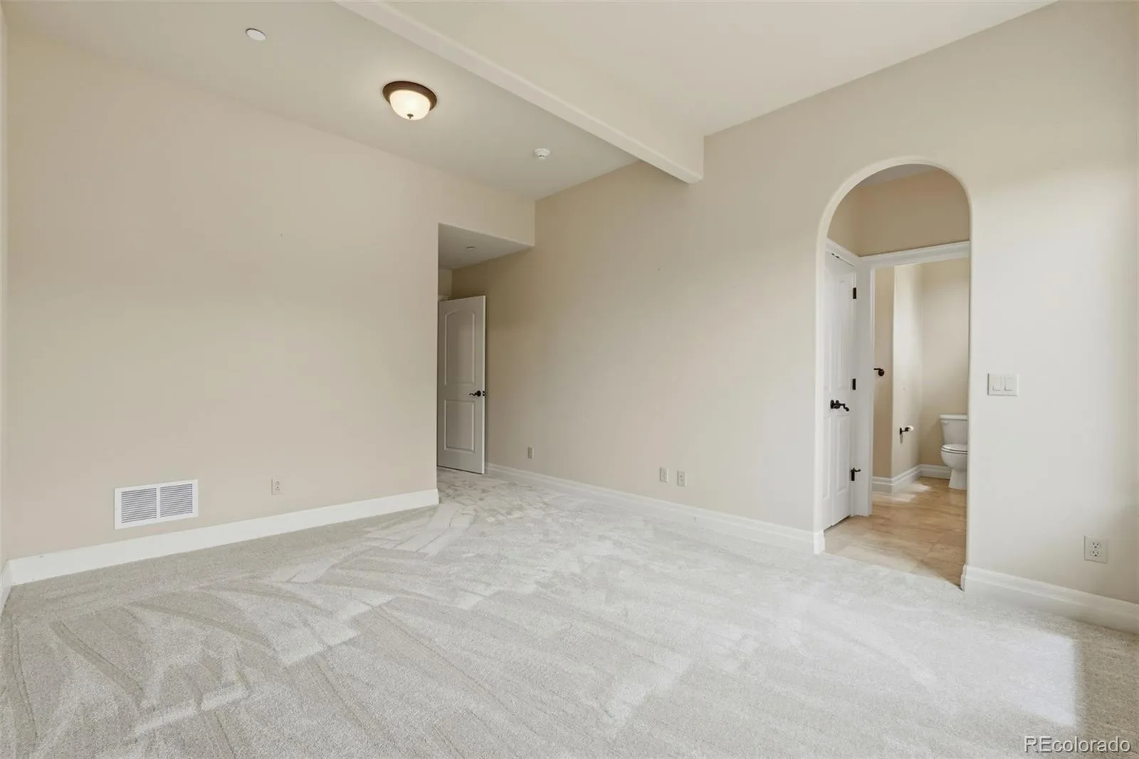 395 Young Circle Castle Rock CO 80104 | MLS #REC9757235 08182026214001 1600 44