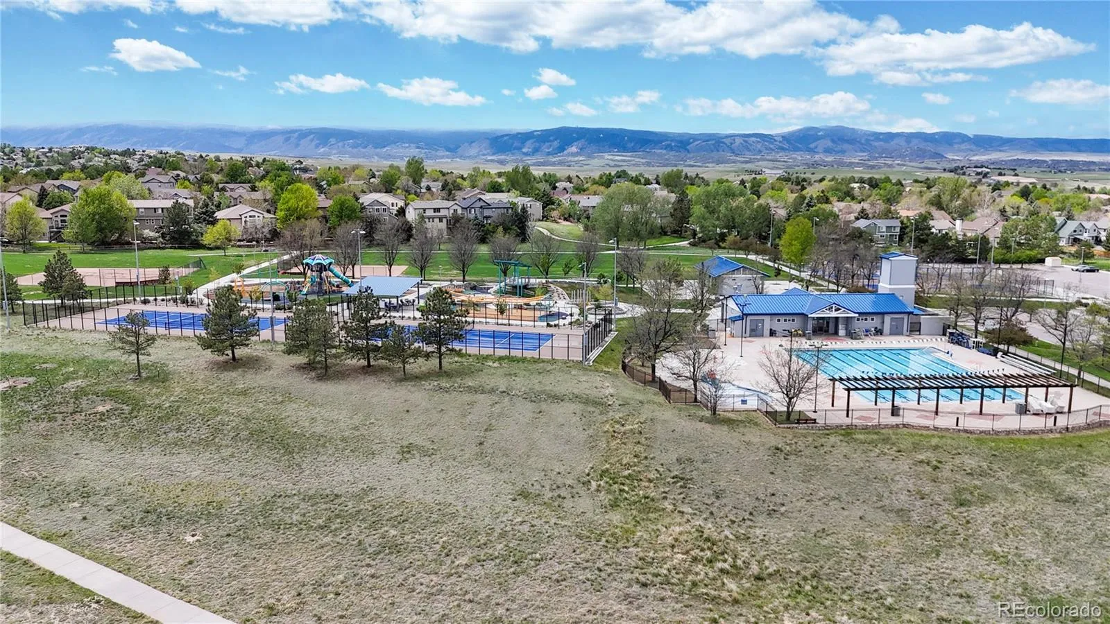 3927 Nordland Trail Castle Rock CO 80109 | MLS #REC9757286 05232026100737 1600 34