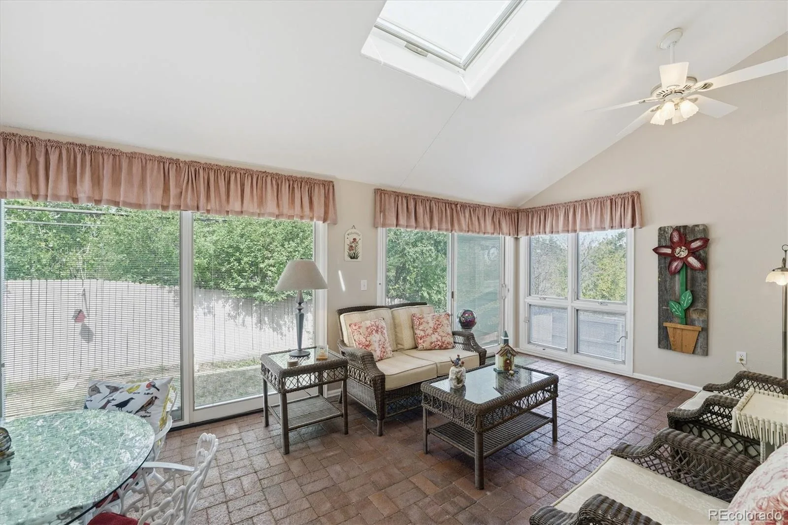 7287 S Acoma Street Littleton CO 80120 MLS #REC9757356 06252026001031 1600 11