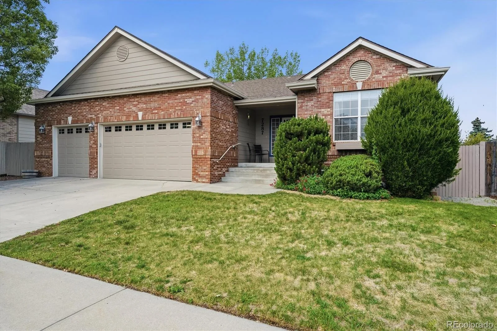7287 S Acoma Street Littleton CO 80120 MLS #REC9757356 06252026001031 1600 44