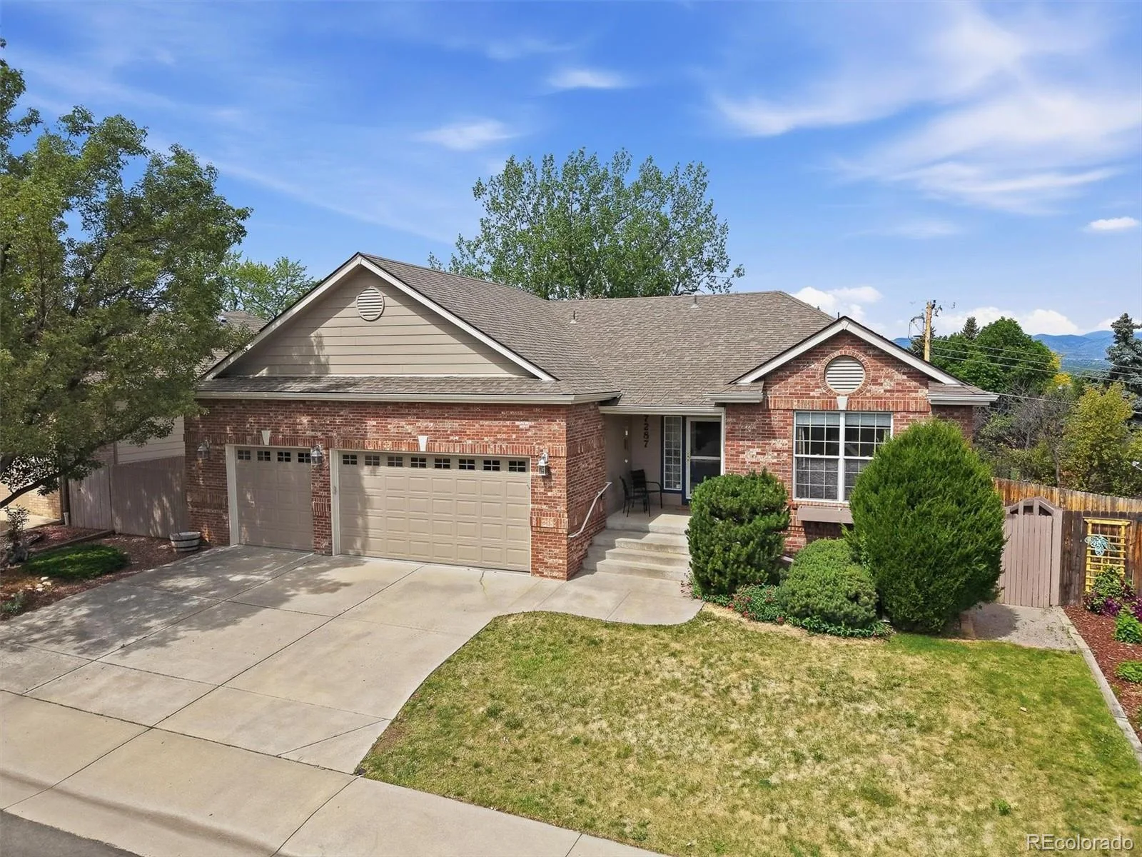 7287 S Acoma Street Littleton CO 80120 MLS #REC9757356 06252026001031 1600 48