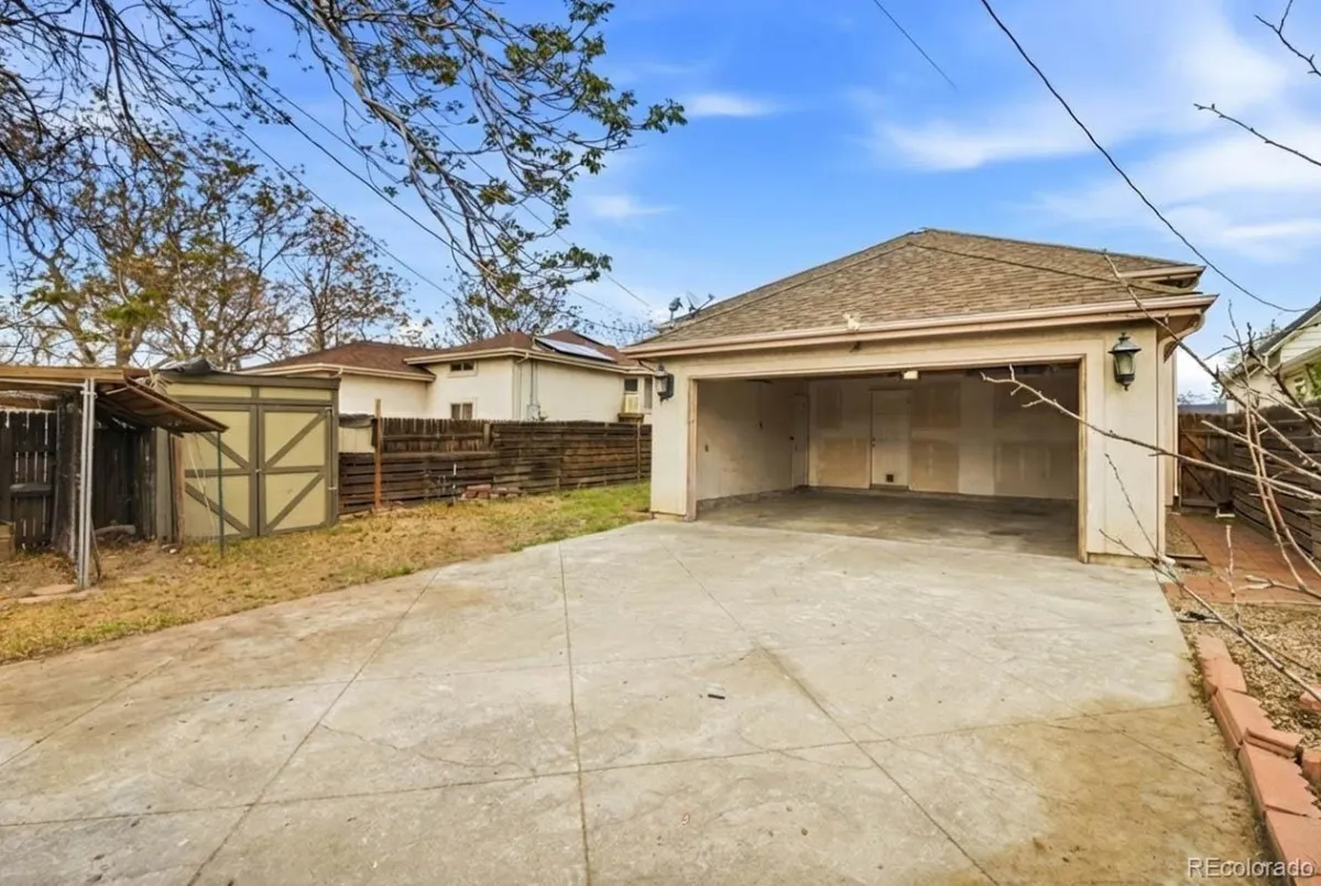 04162026162510 1200 28