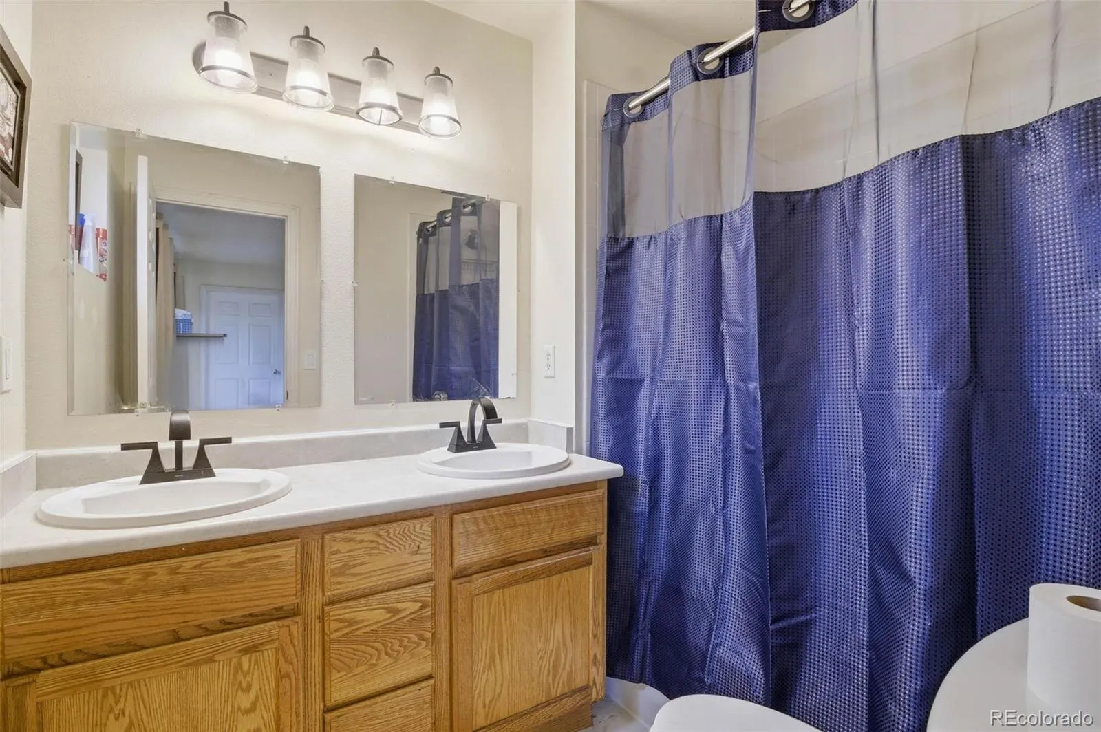 04162026162510 1600 14