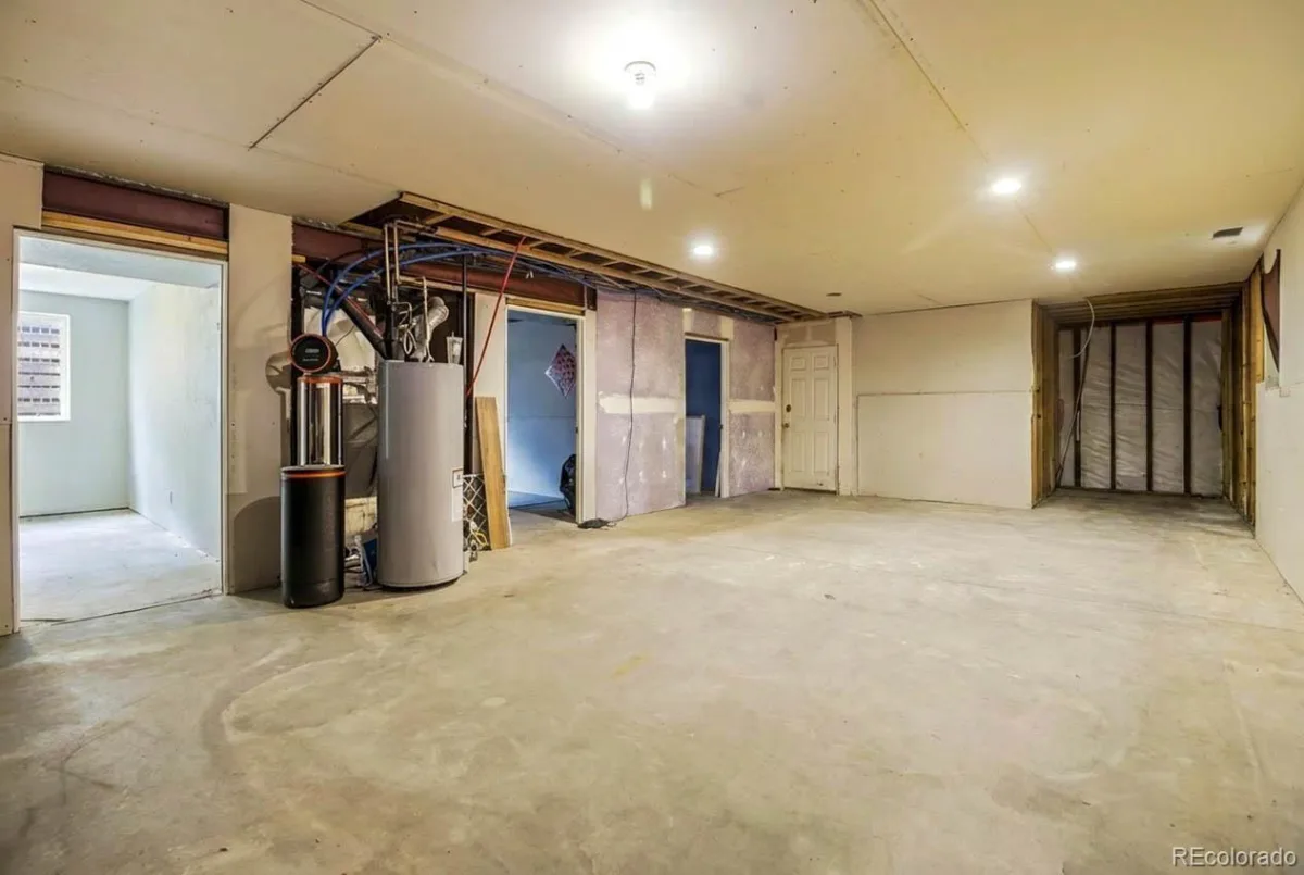 5133 Milwaukee Street Denver CO 80216 MLS #REC9758734 06292026185152 1200 25