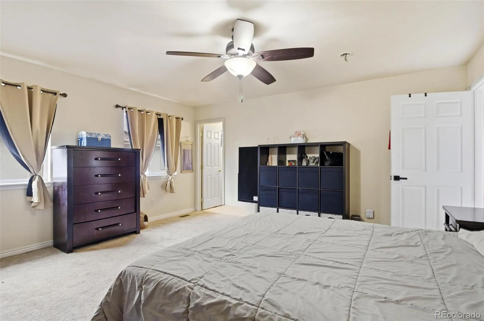 5133 Milwaukee Street Denver CO 80216 MLS #REC9758734 06292026185152 1600 13