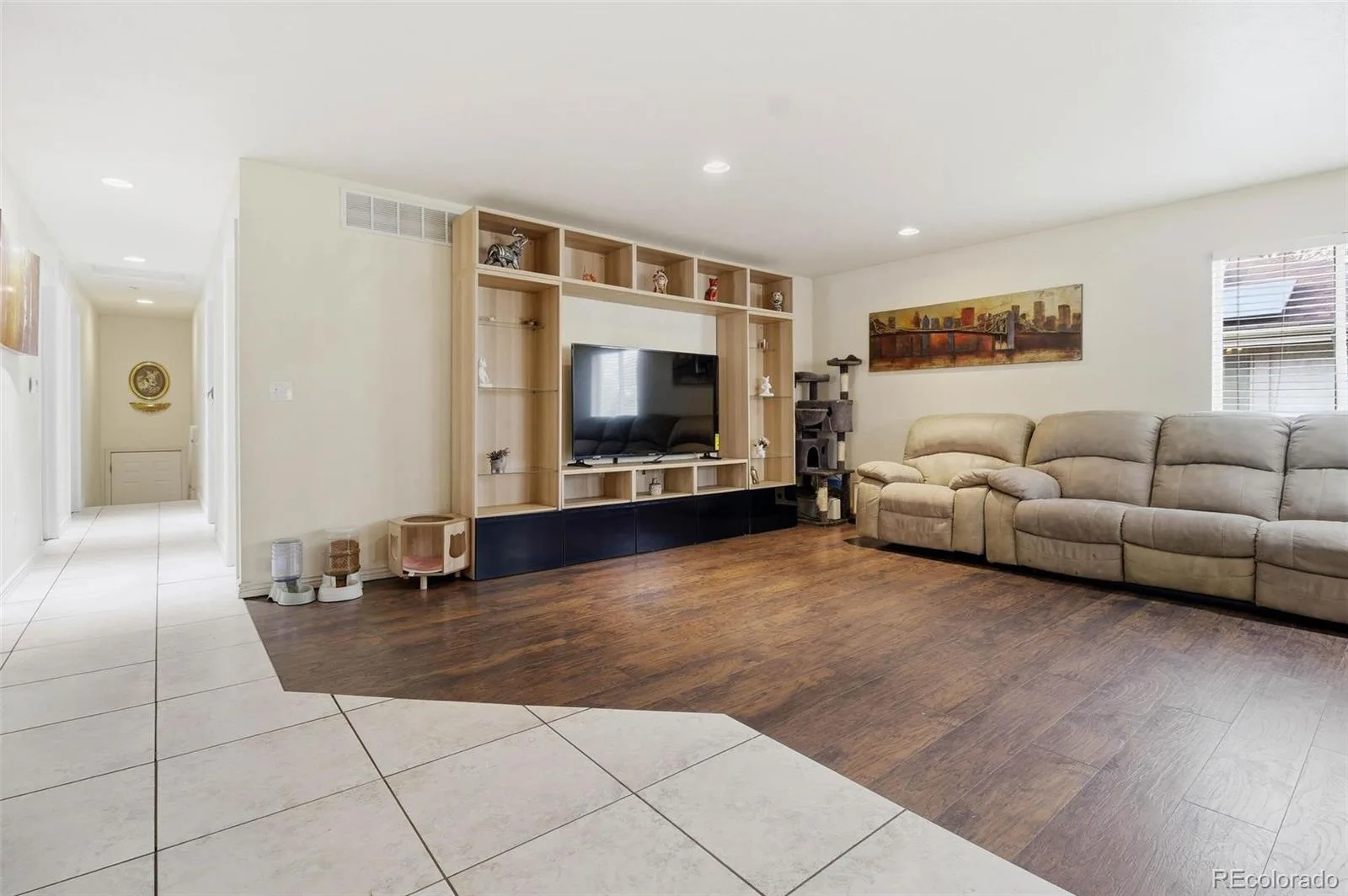 5133 Milwaukee Street Denver CO 80216 MLS #REC9758734 06292026185152 1600 6