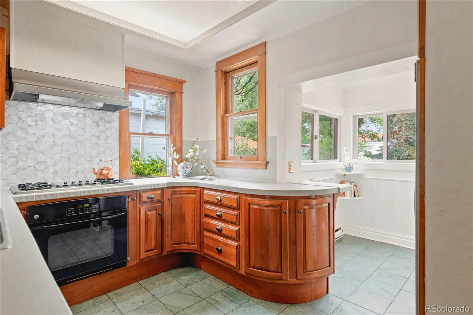 3025 Grove Street Denver CO 80211 MLS #REC9760850 07152026085352 1600 18