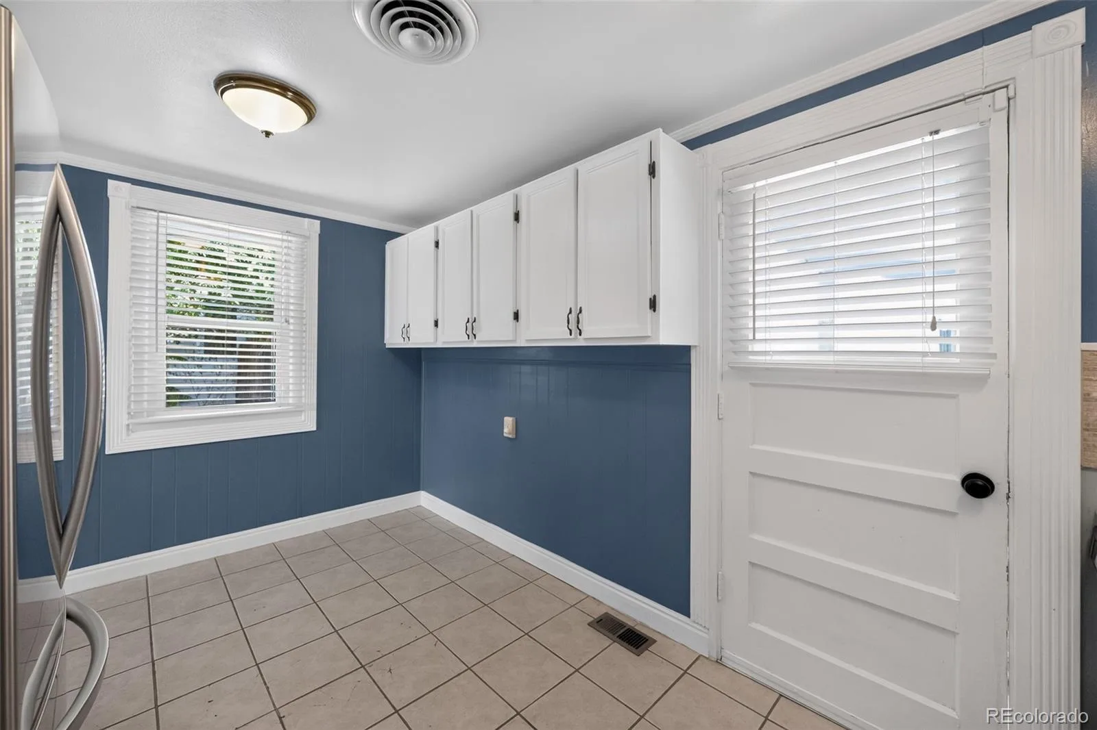 1580 S Knox Court Denver CO 80219 | MLS #REC9762708 07302026162828 1600 11