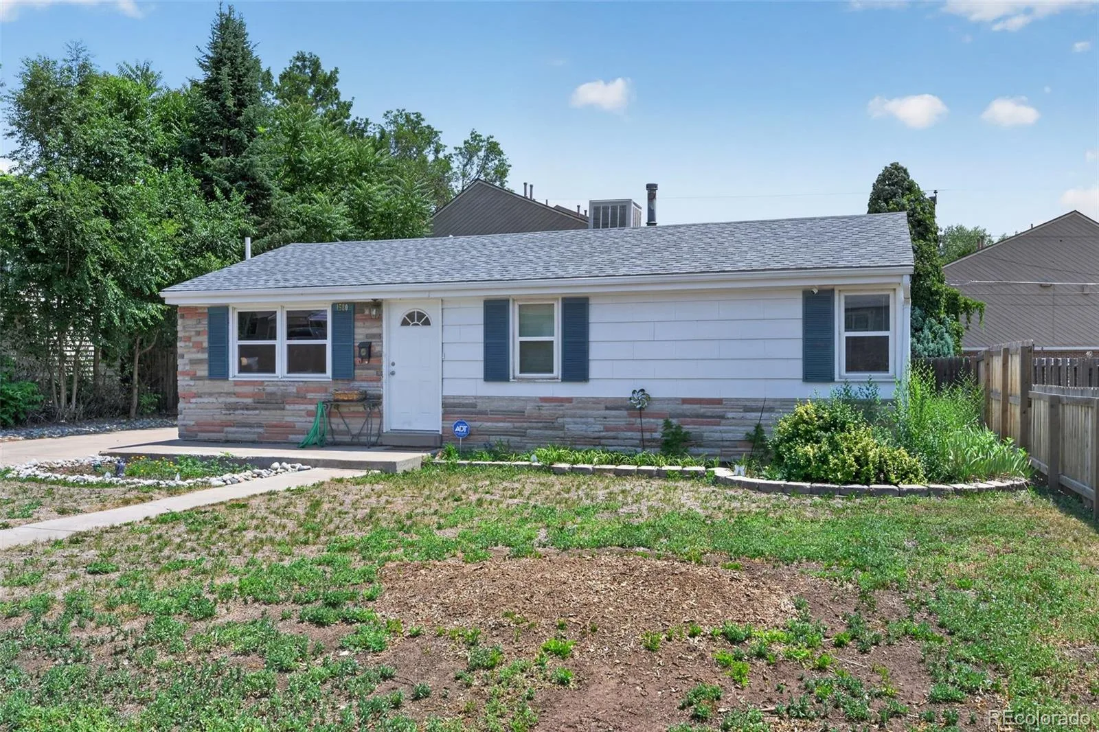 1580 S Knox Court Denver CO 80219 | MLS #REC9762708 07302026162828 1600 2