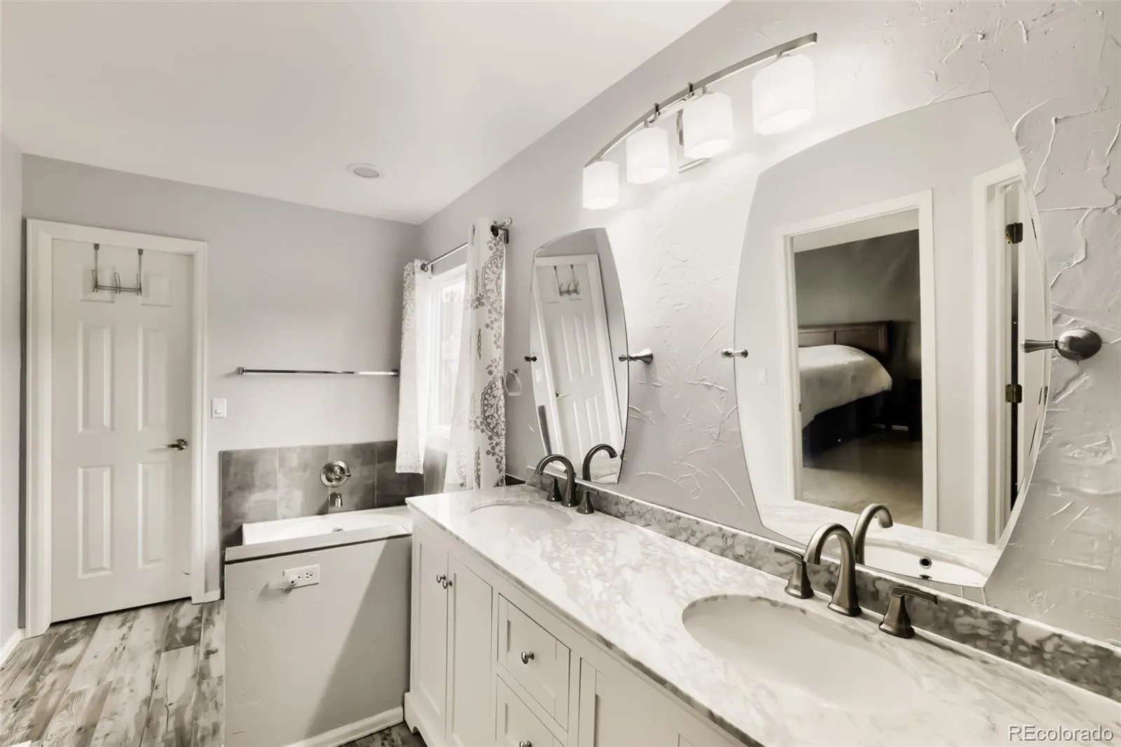 13781 W Amherst Way Lakewood CO 80228 | MLS #REC9763326 08282026151632 1600 14