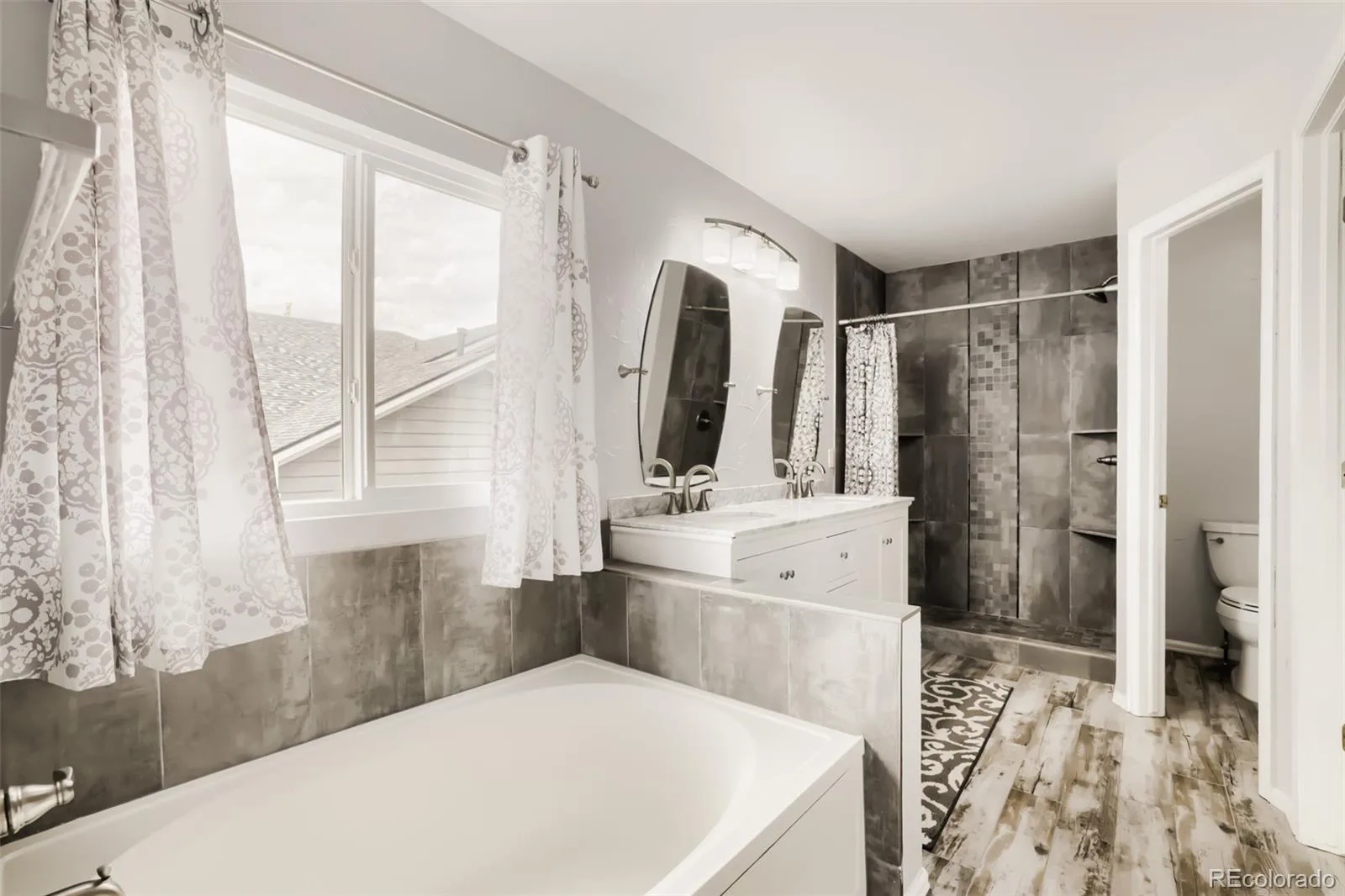 13781 W Amherst Way Lakewood CO 80228 | MLS #REC9763326 08282026151632 1600 15