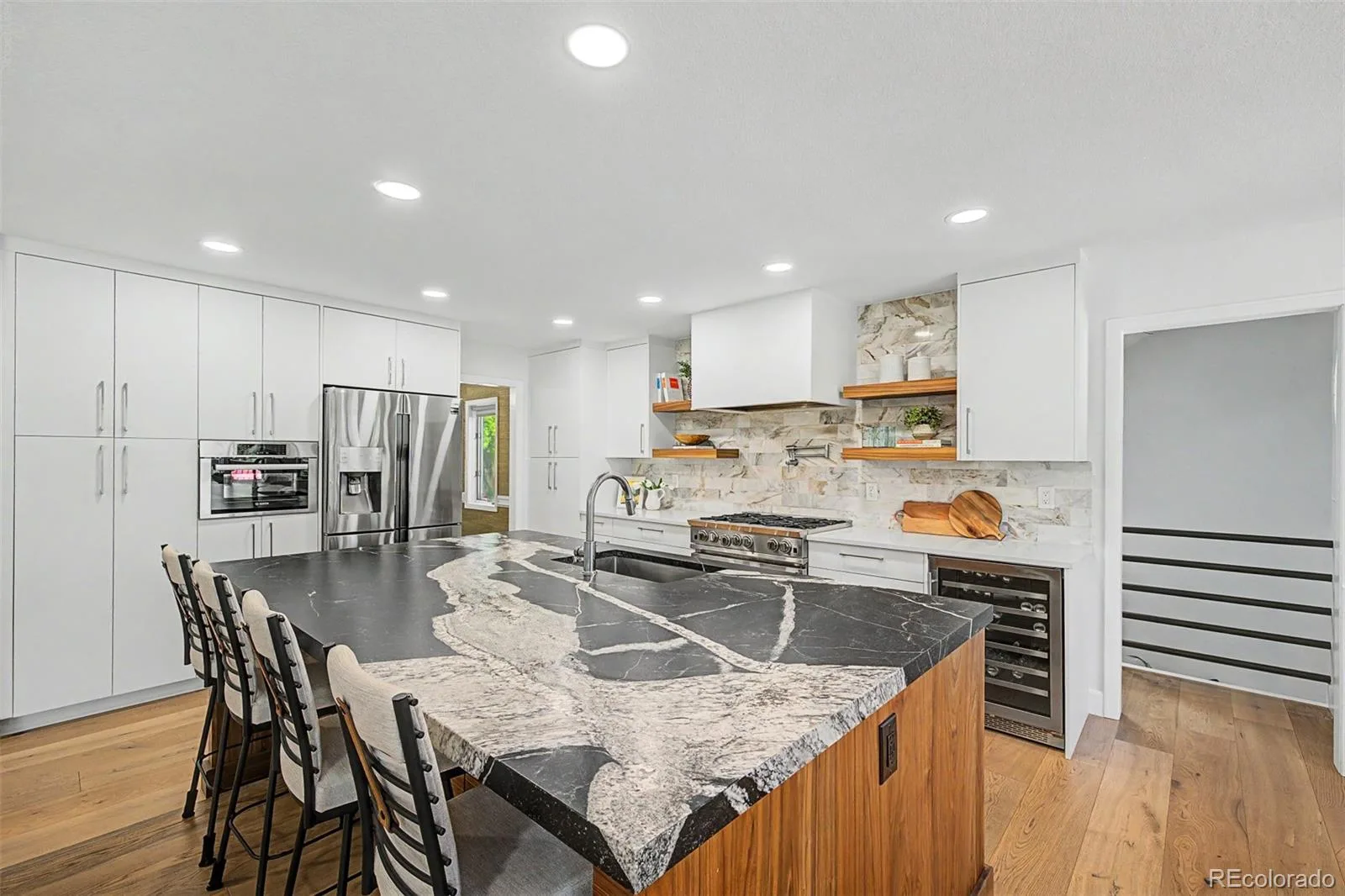 1519 E Maplewood Court Littleton CO 80121 | MLS #REC9764147 08202026204803 1600 2