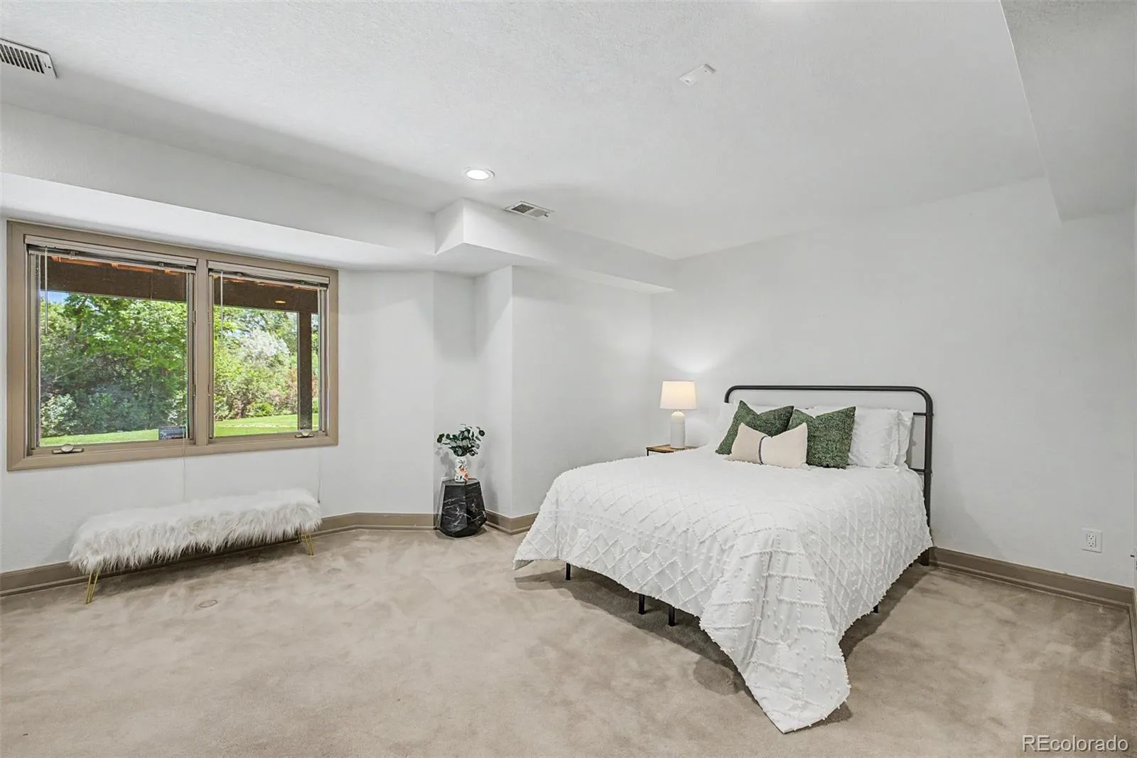 1519 E Maplewood Court Littleton CO 80121 | MLS #REC9764147 08202026204803 1600 30