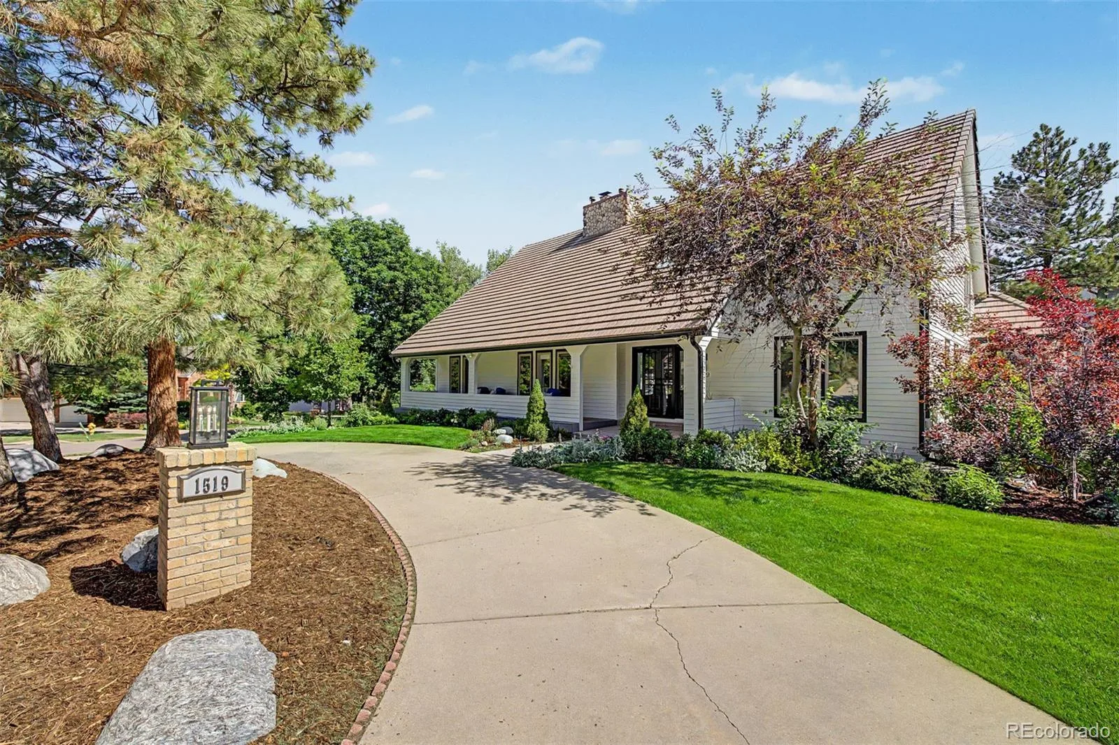 1519 E Maplewood Court Littleton CO 80121 | MLS #REC9764147 08202026204803 1600 38