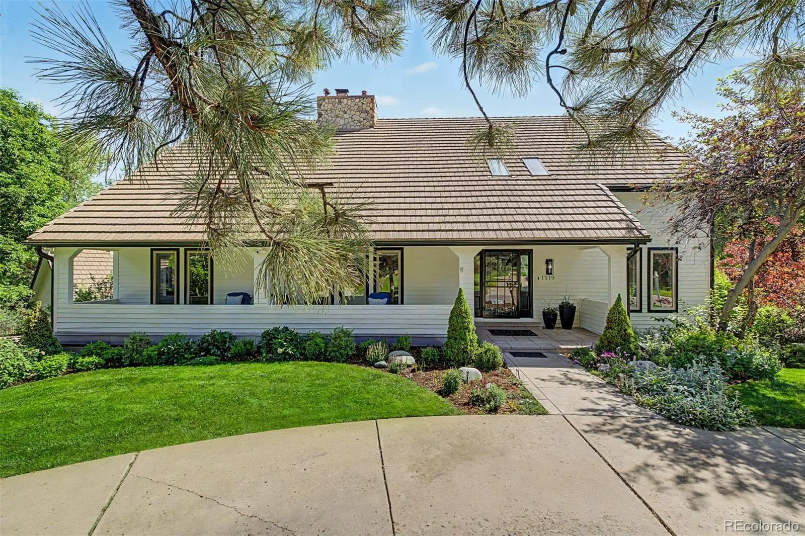 1519 E Maplewood Court Littleton CO 80121 | MLS #REC9764147 08202026204803 1600 39