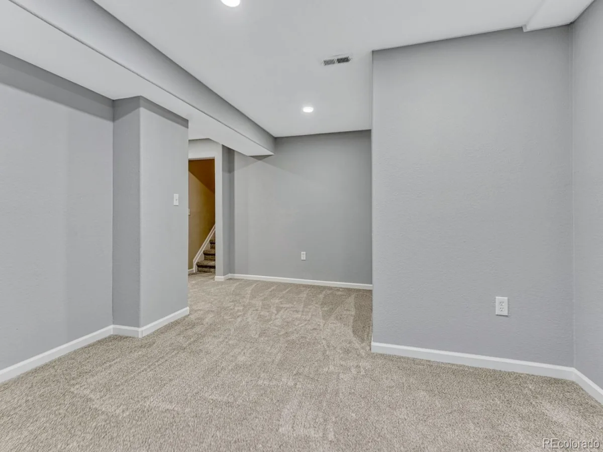 10202 Nickolas Avenue Littleton CO 80130 MLS #REC9764225 07082026171403 1200 35