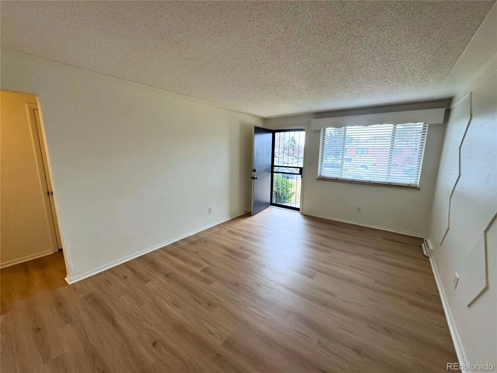 10800 E 4th Way Aurora CO 80010 | MLS #REC9764435 04282026201805 1600 1