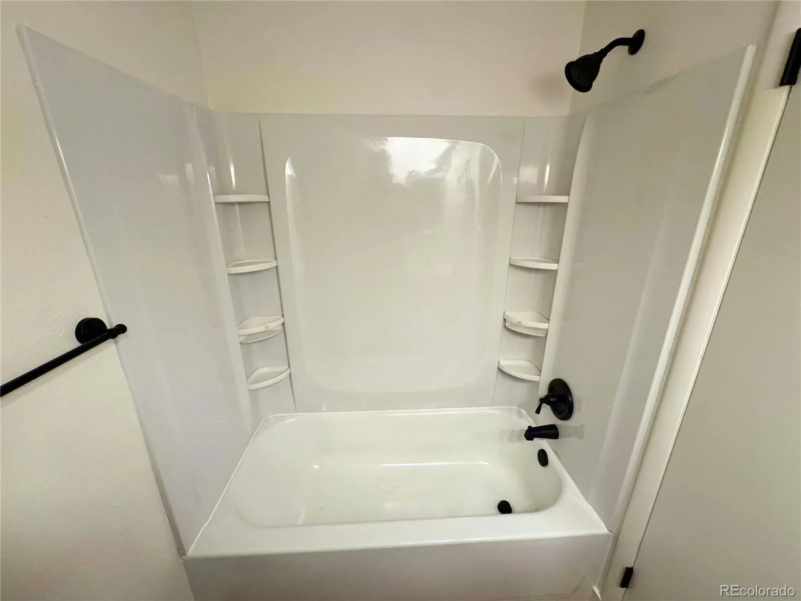 10800 E 4th Way Aurora CO 80010 | MLS #REC9764435 04282026201805 1600 12